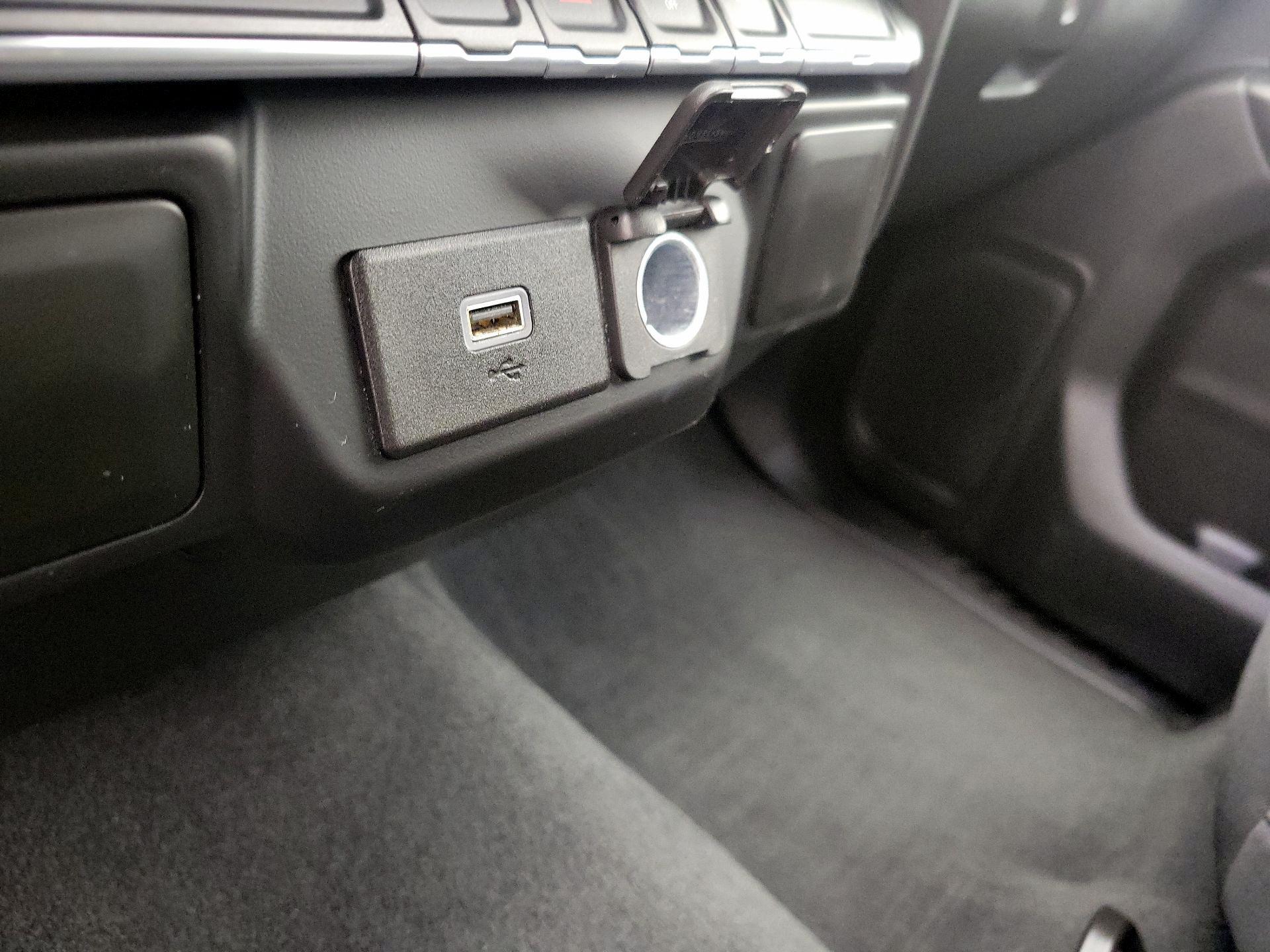 Thumbnail: 2020 Chevrolet Silverado 1500 - 18