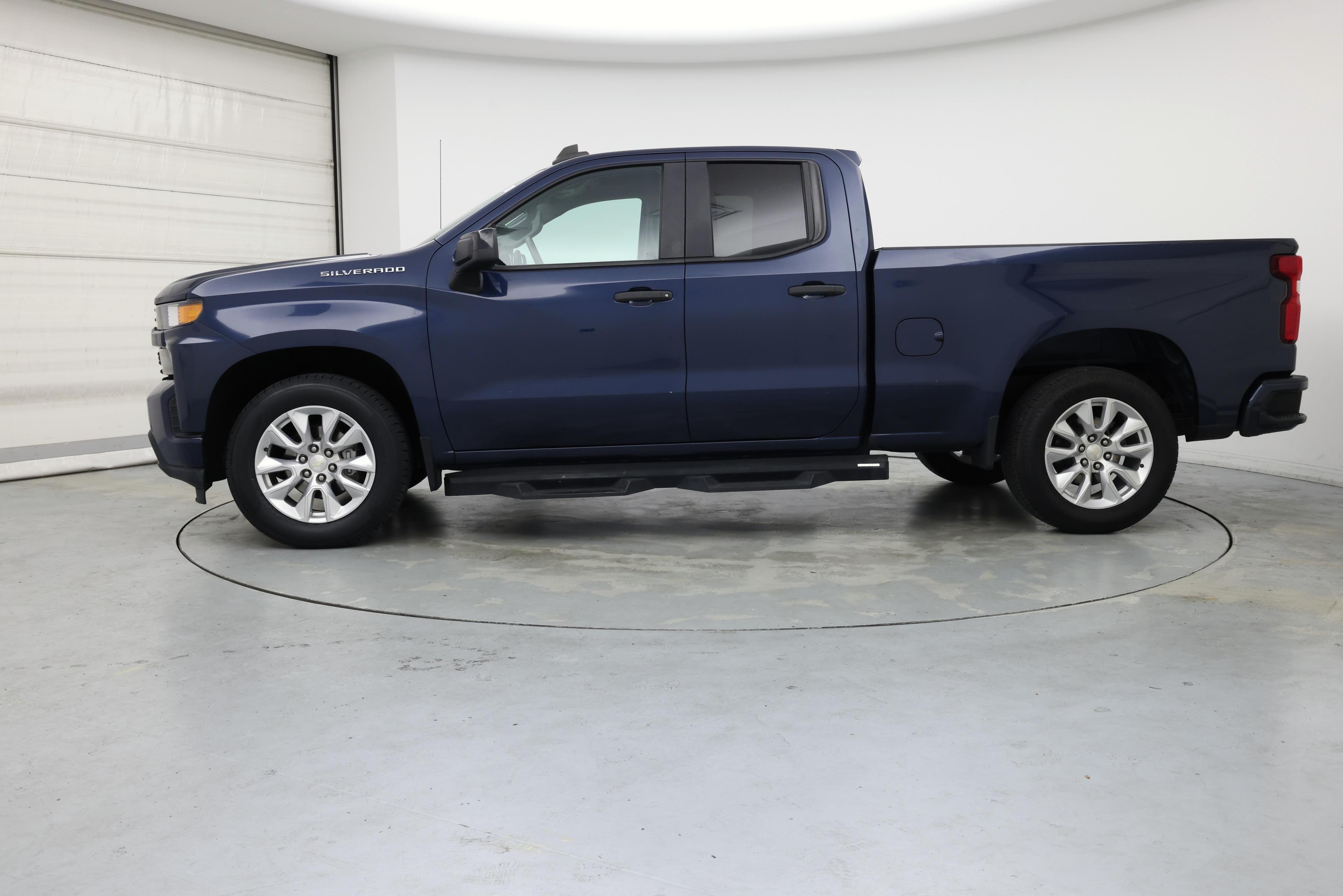 Thumbnail: 2020 Chevrolet Silverado 1500 - 3