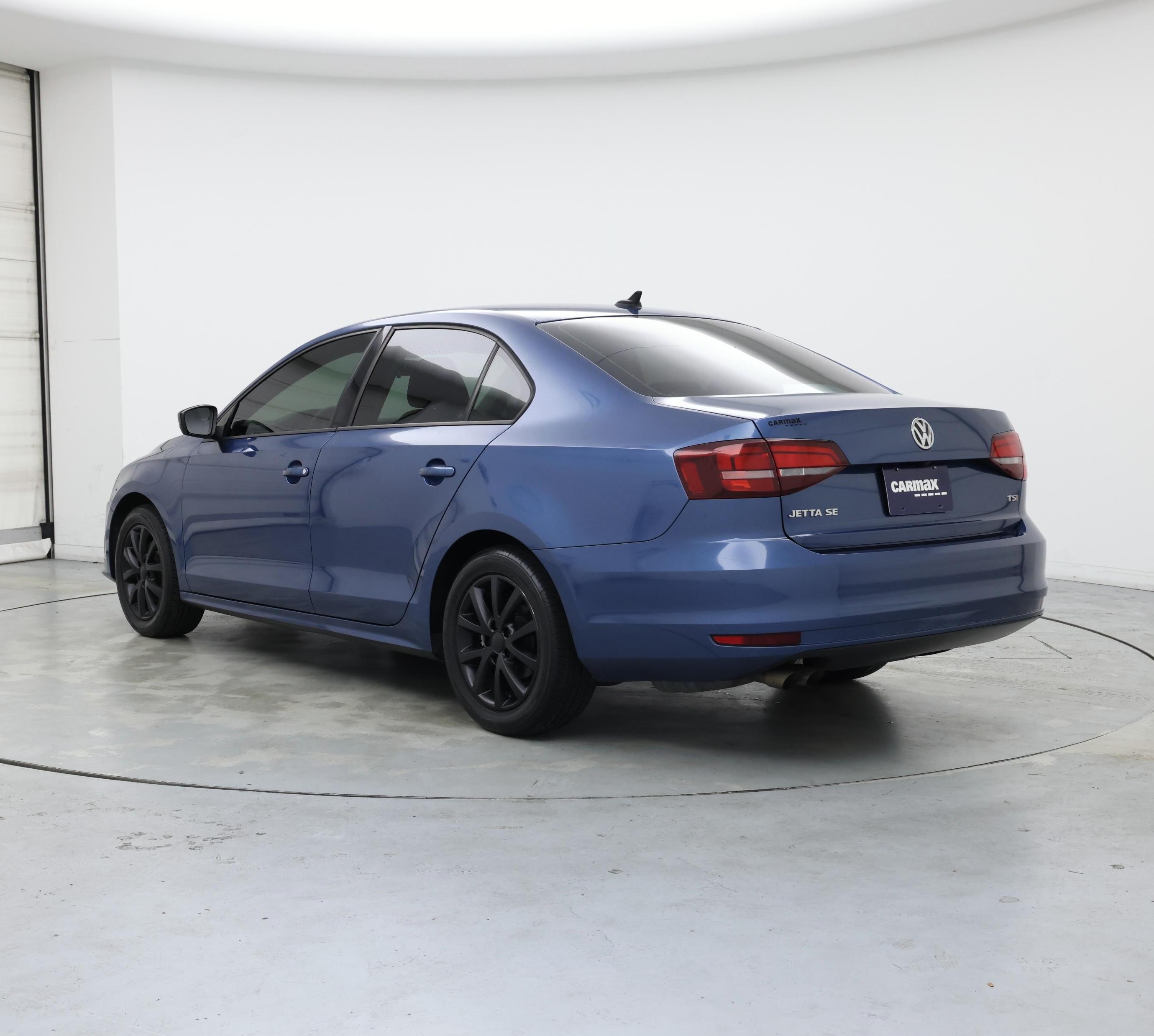 Thumbnail: 2016 Volkswagen Jetta - 2