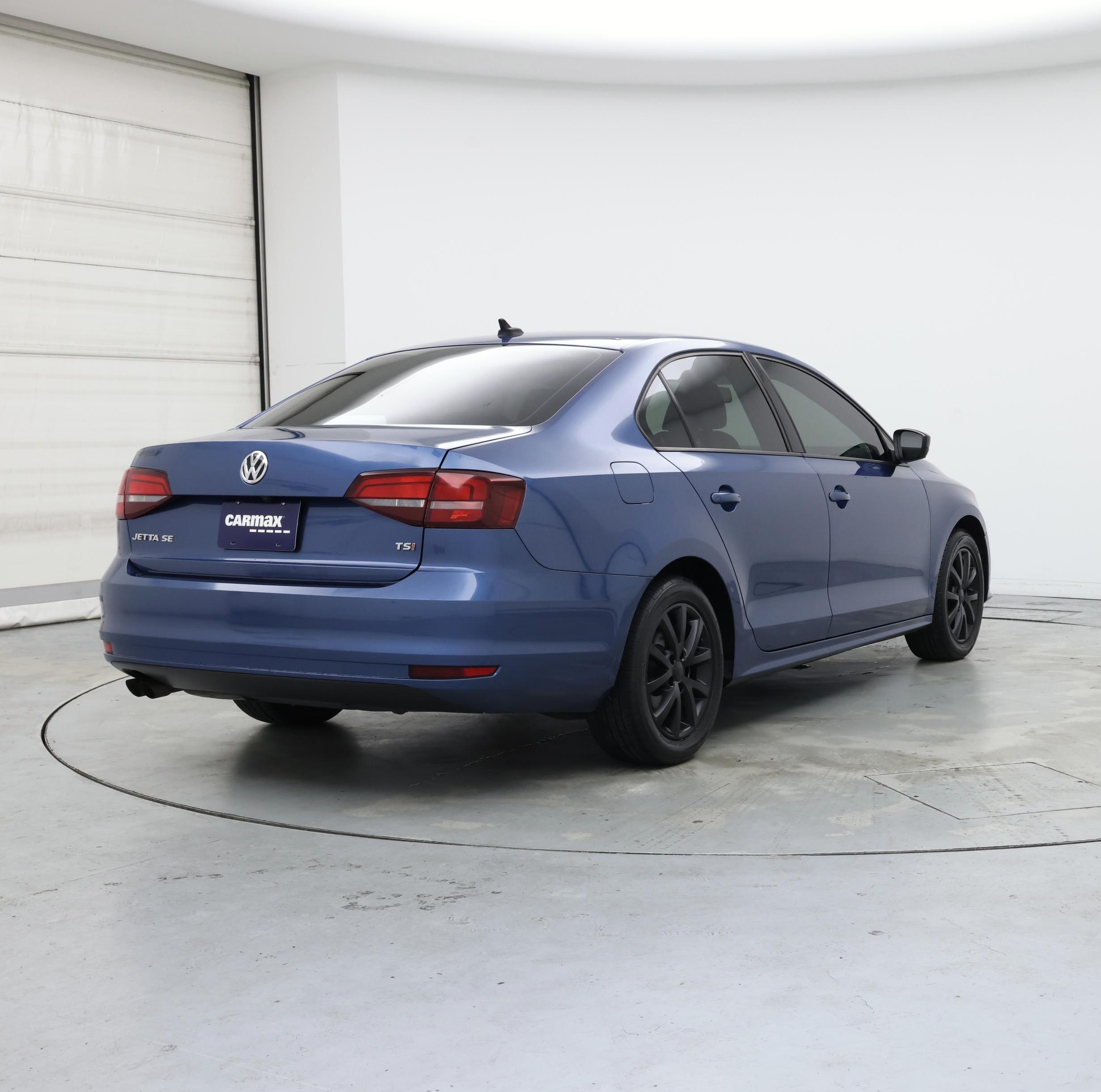 Thumbnail: 2016 Volkswagen Jetta - 8