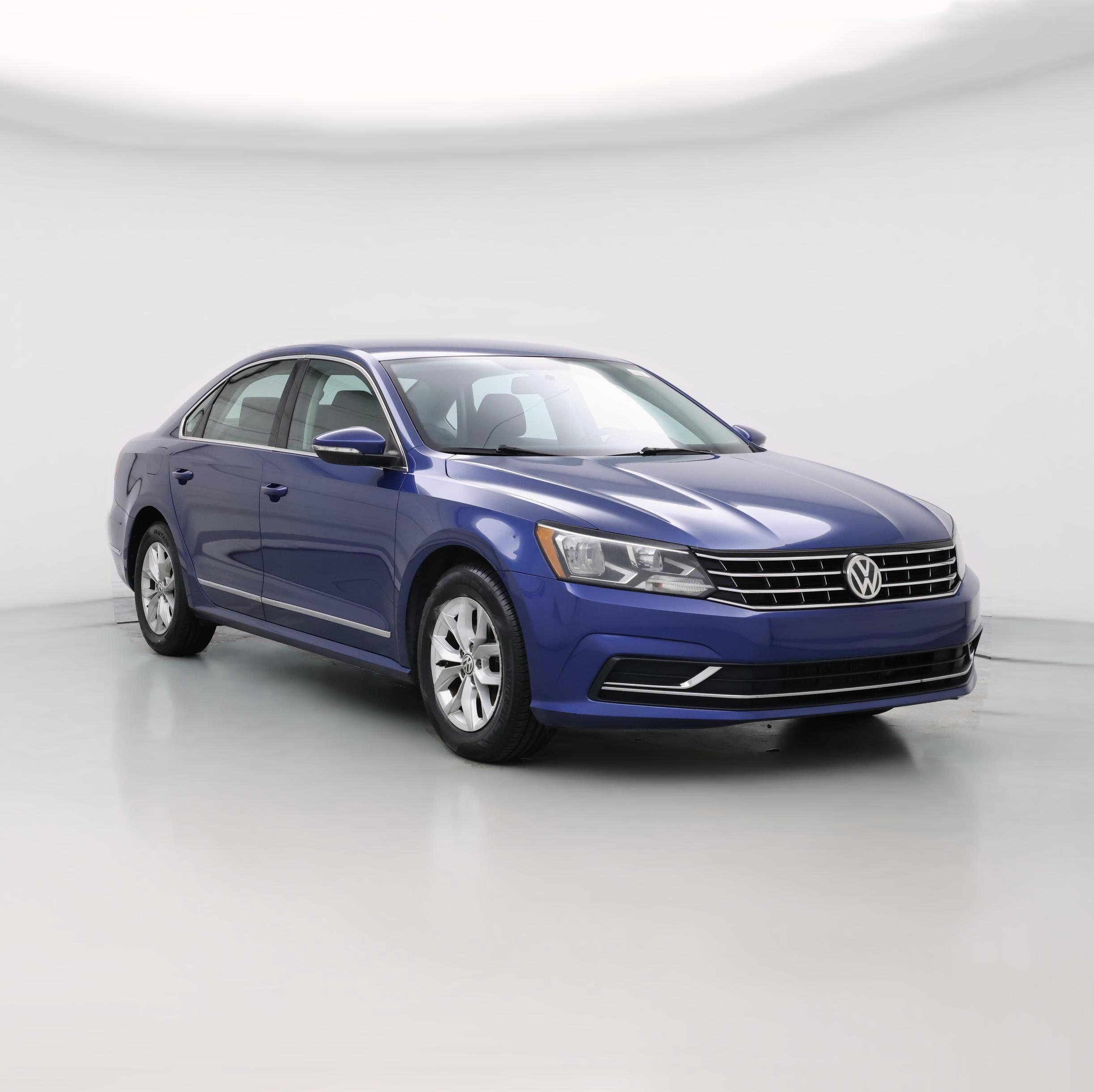 Thumbnail: 2017 Volkswagen Passat - 1