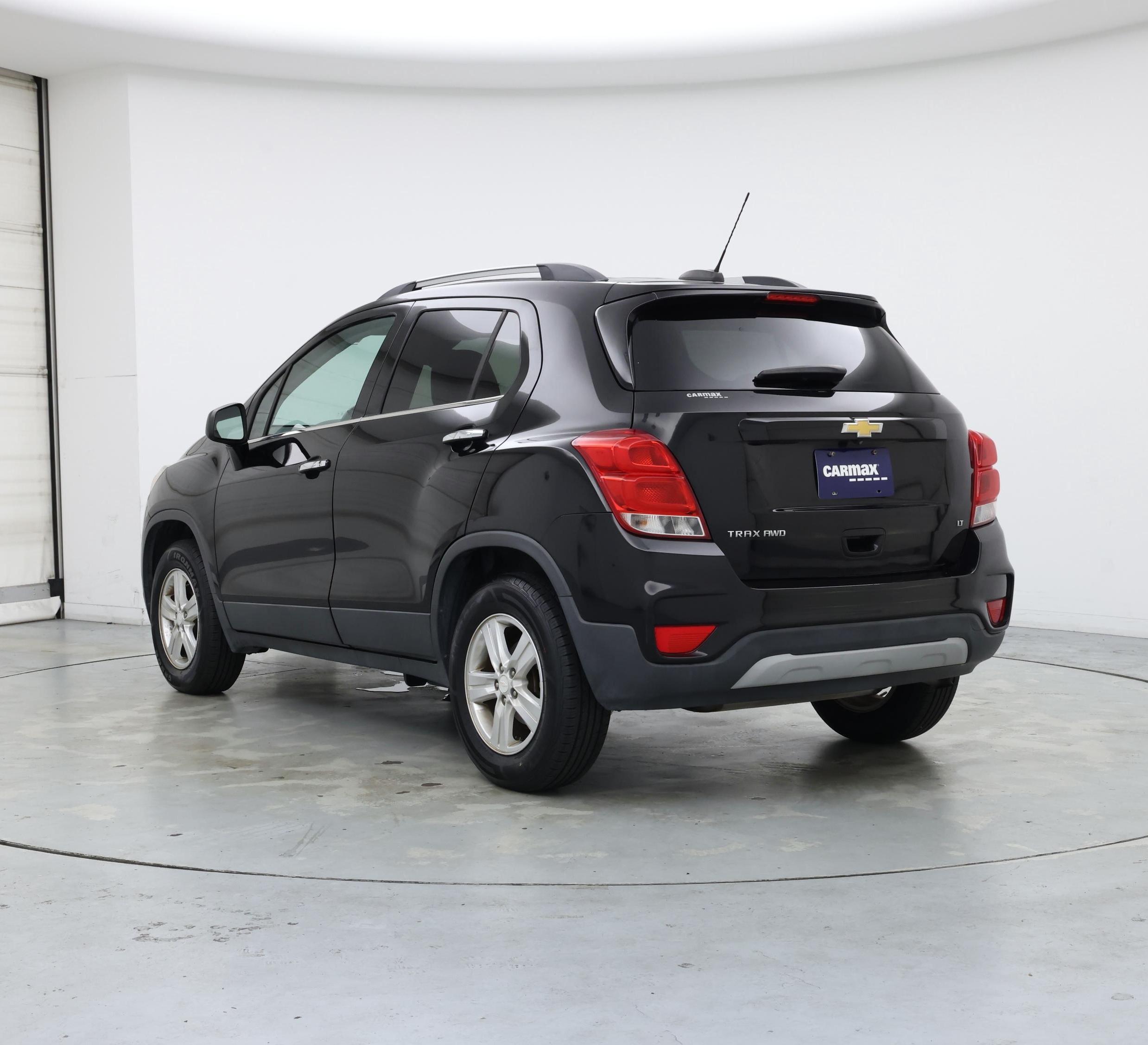 Thumbnail: 2018 Chevrolet Trax - 2