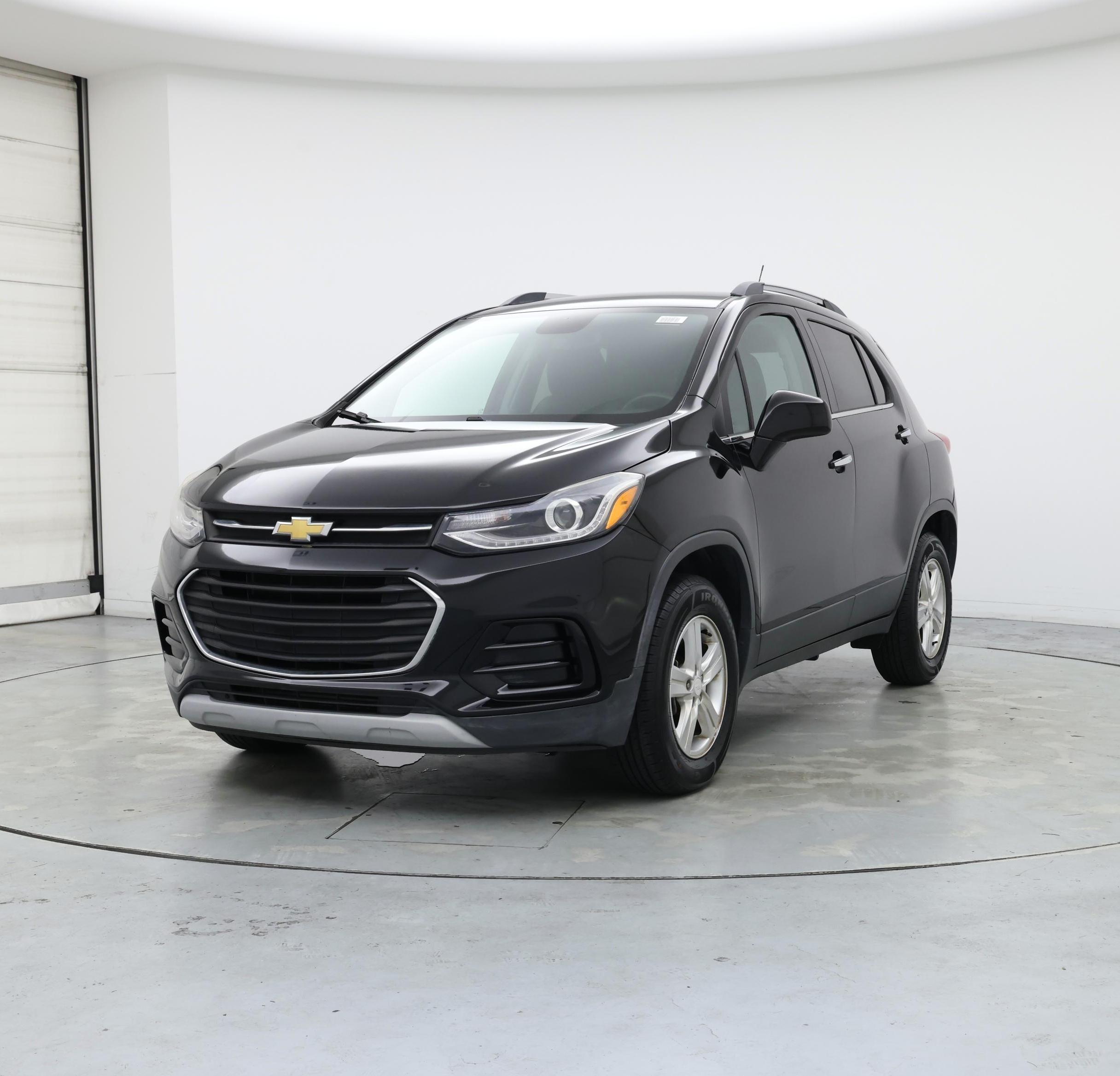Thumbnail: 2018 Chevrolet Trax - 4