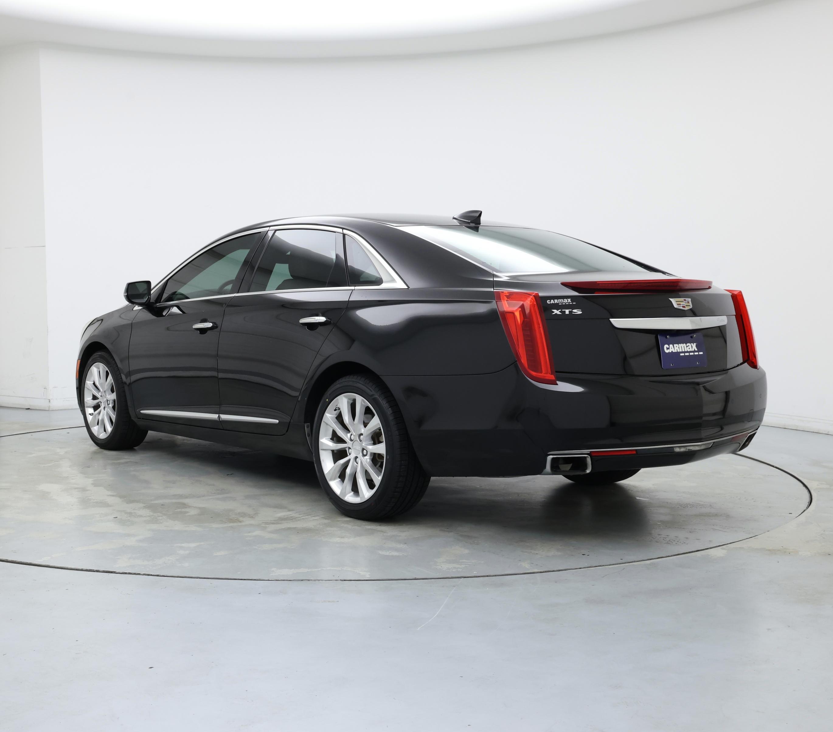 Thumbnail: 2017 Cadillac XTS - 2