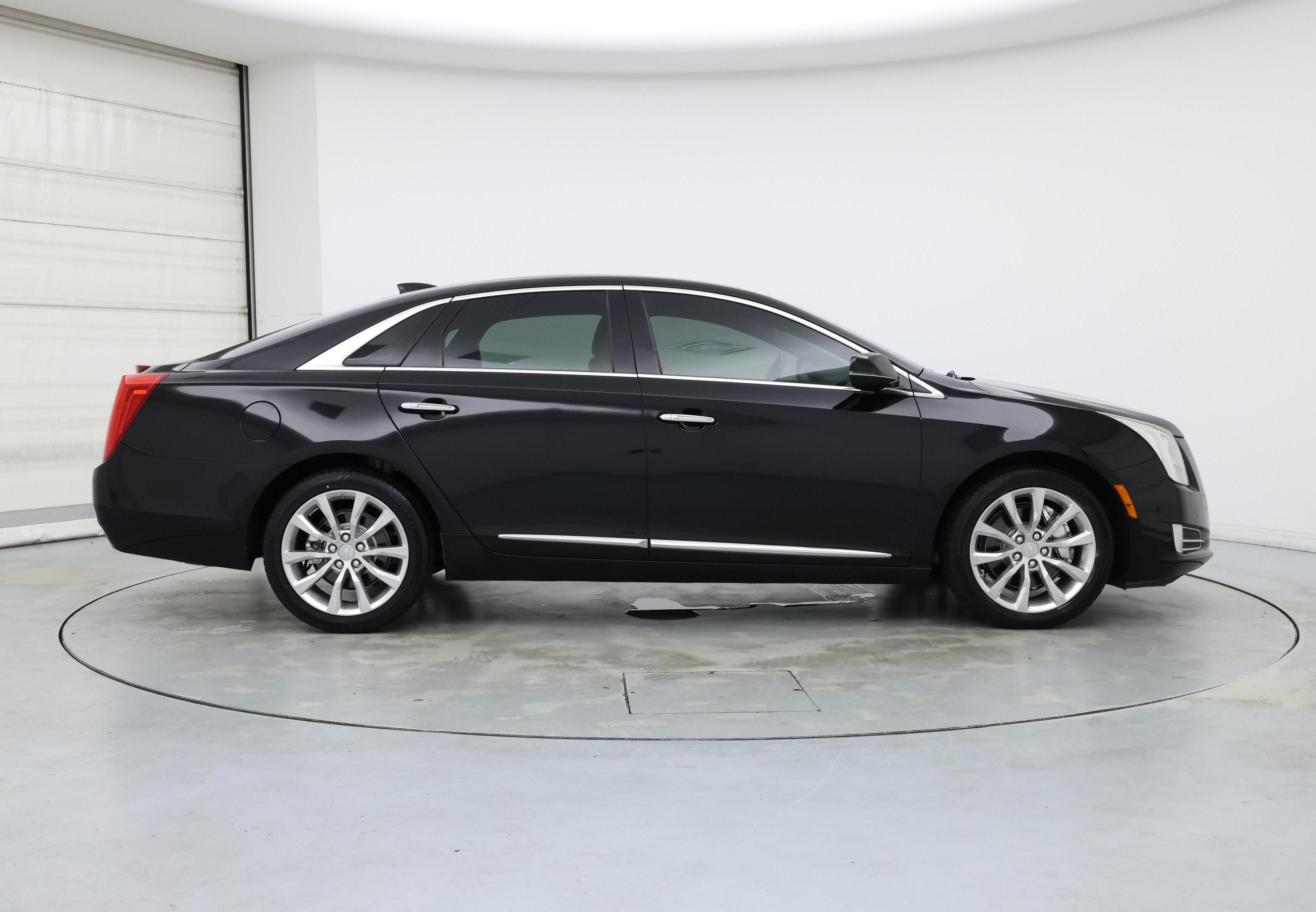 Thumbnail: 2017 Cadillac XTS - 7
