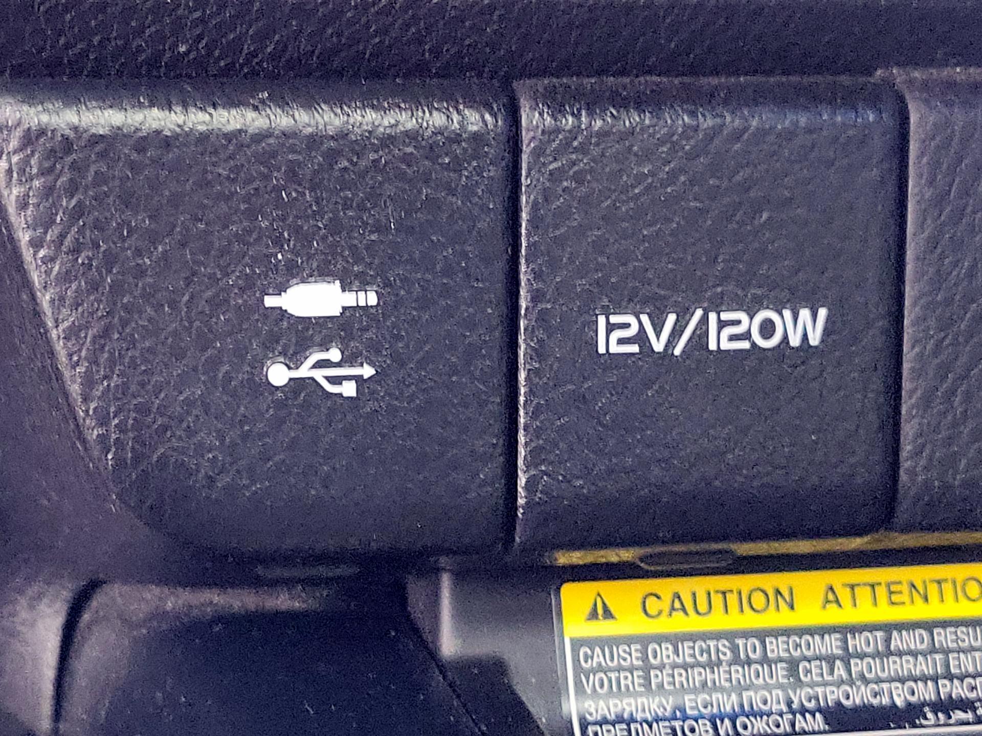 Thumbnail: 2019 Toyota Camry - 19