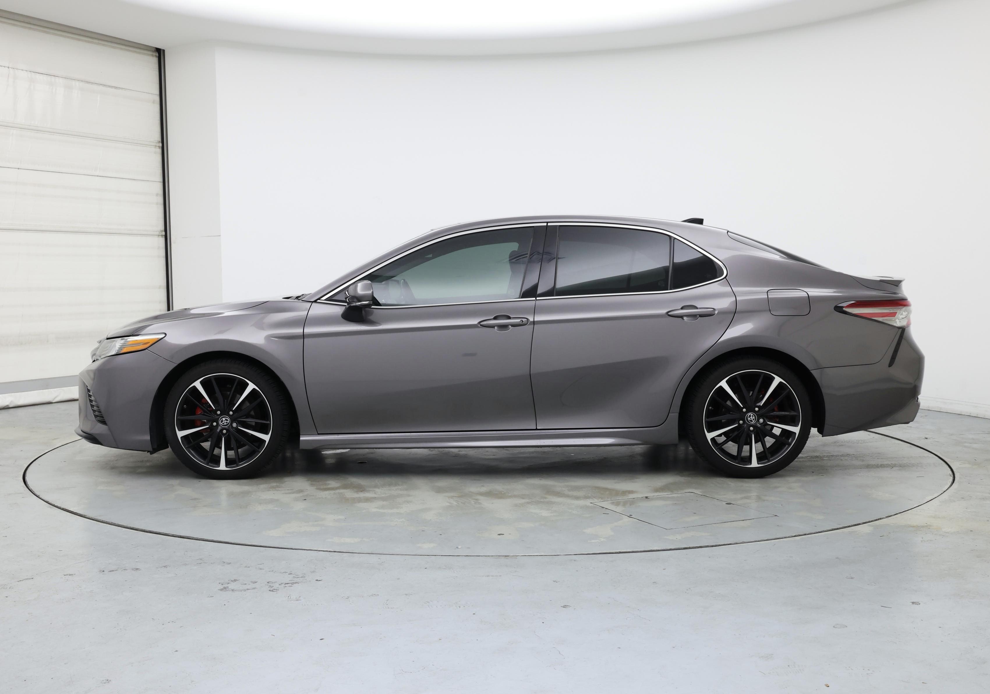 Thumbnail: 2019 Toyota Camry - 3