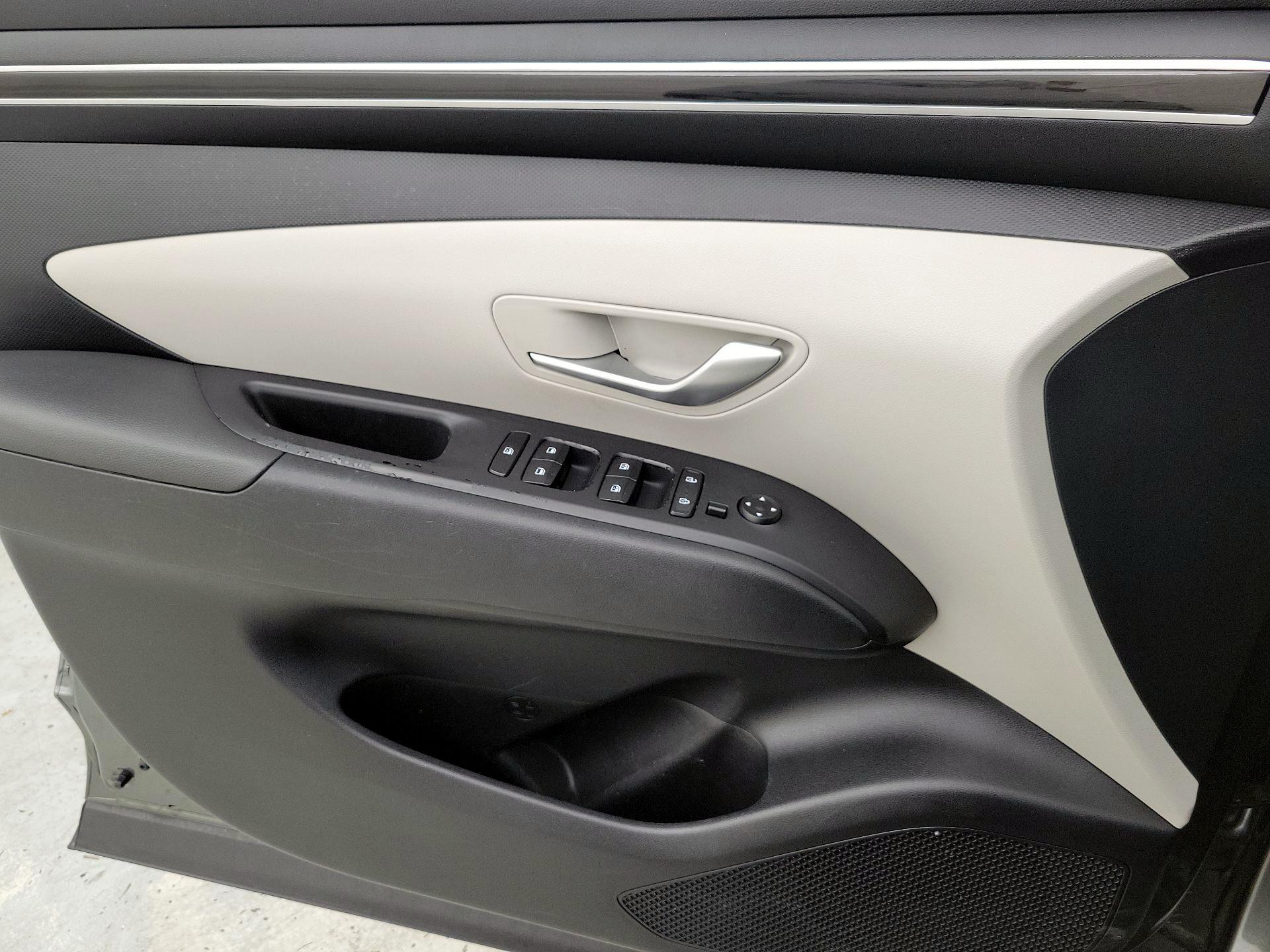 Thumbnail: 2022 Hyundai Tucson - 12