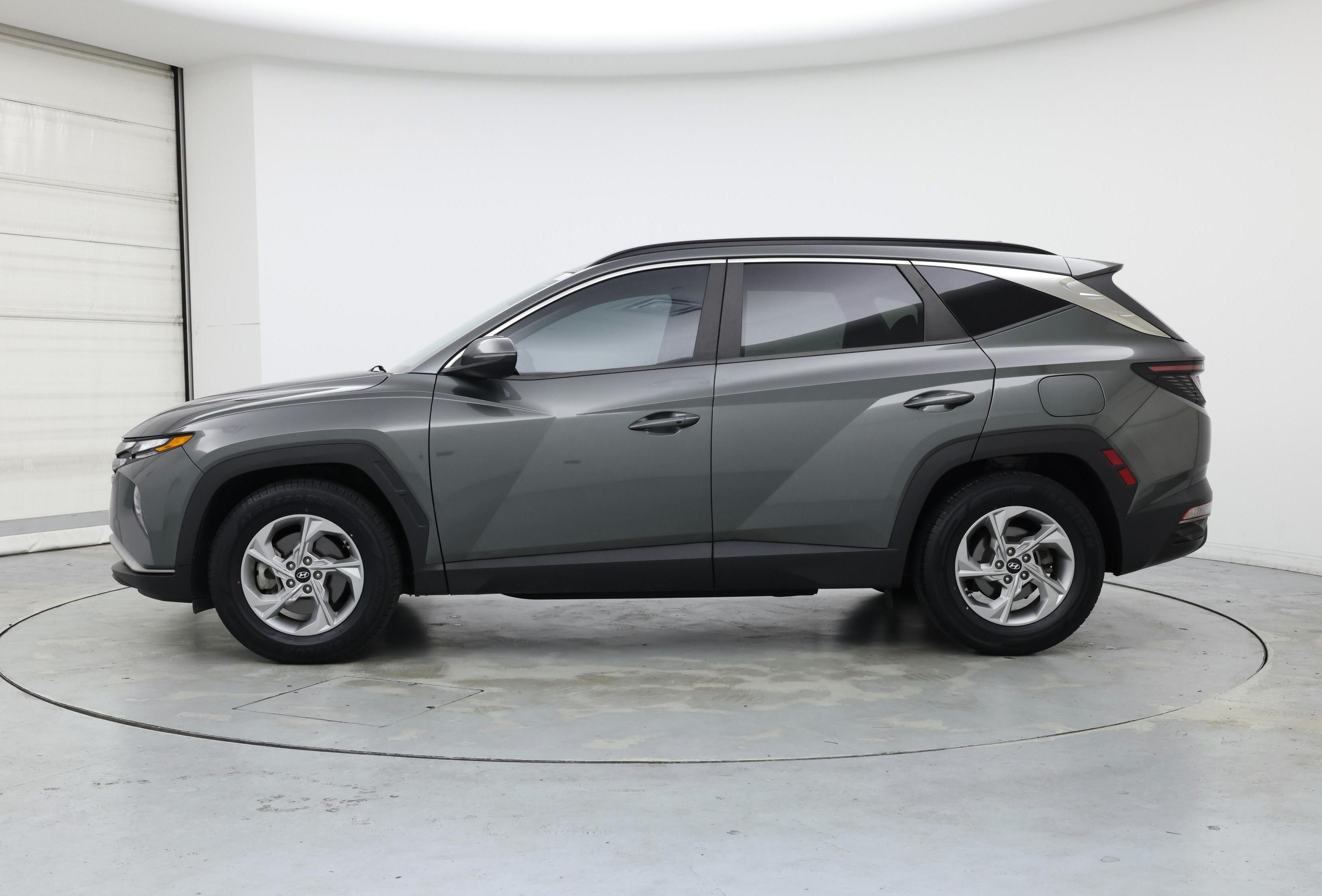 Thumbnail: 2022 Hyundai Tucson - 3