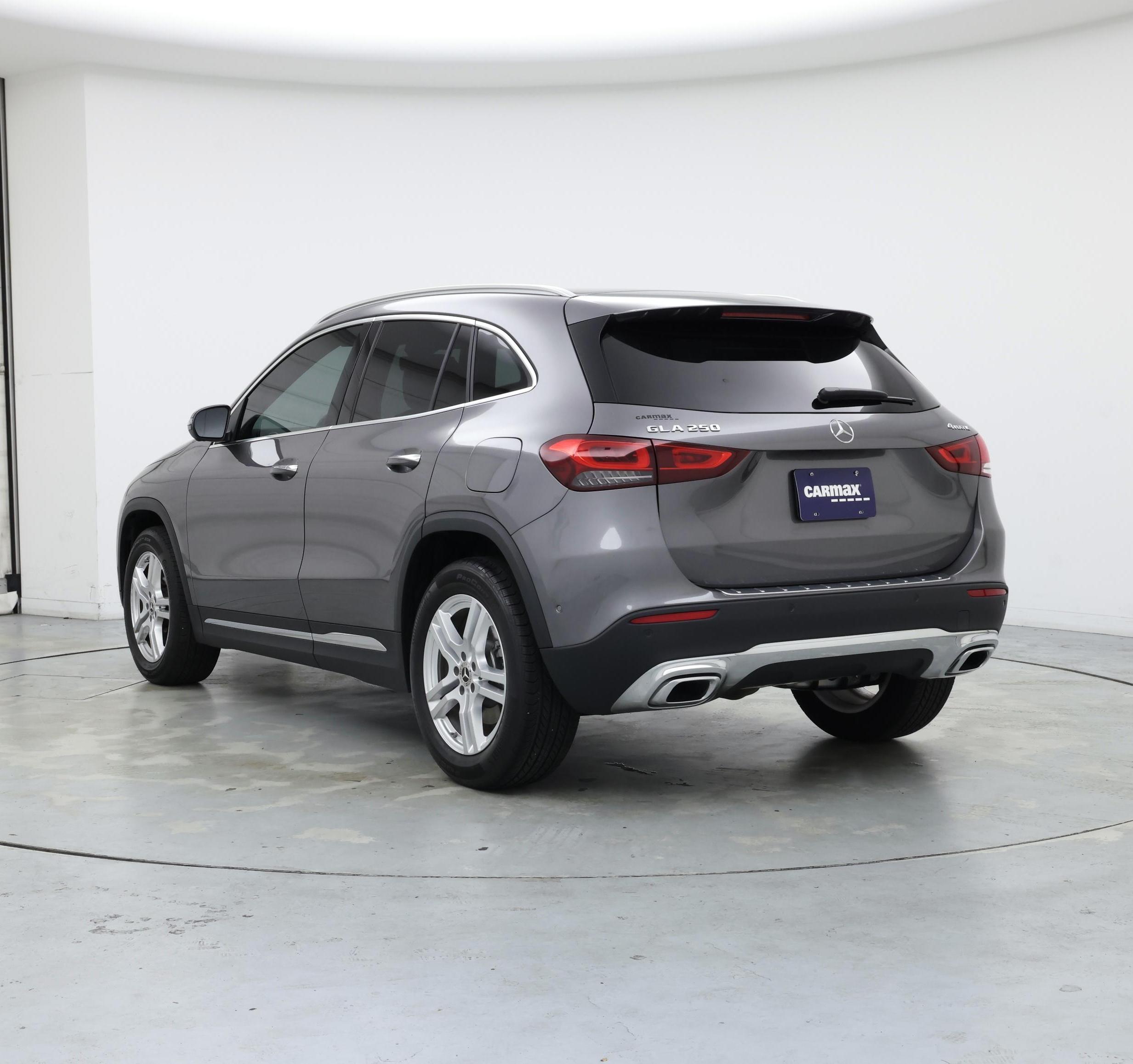 Thumbnail: 2022 Mercedes-Benz GLA - 2