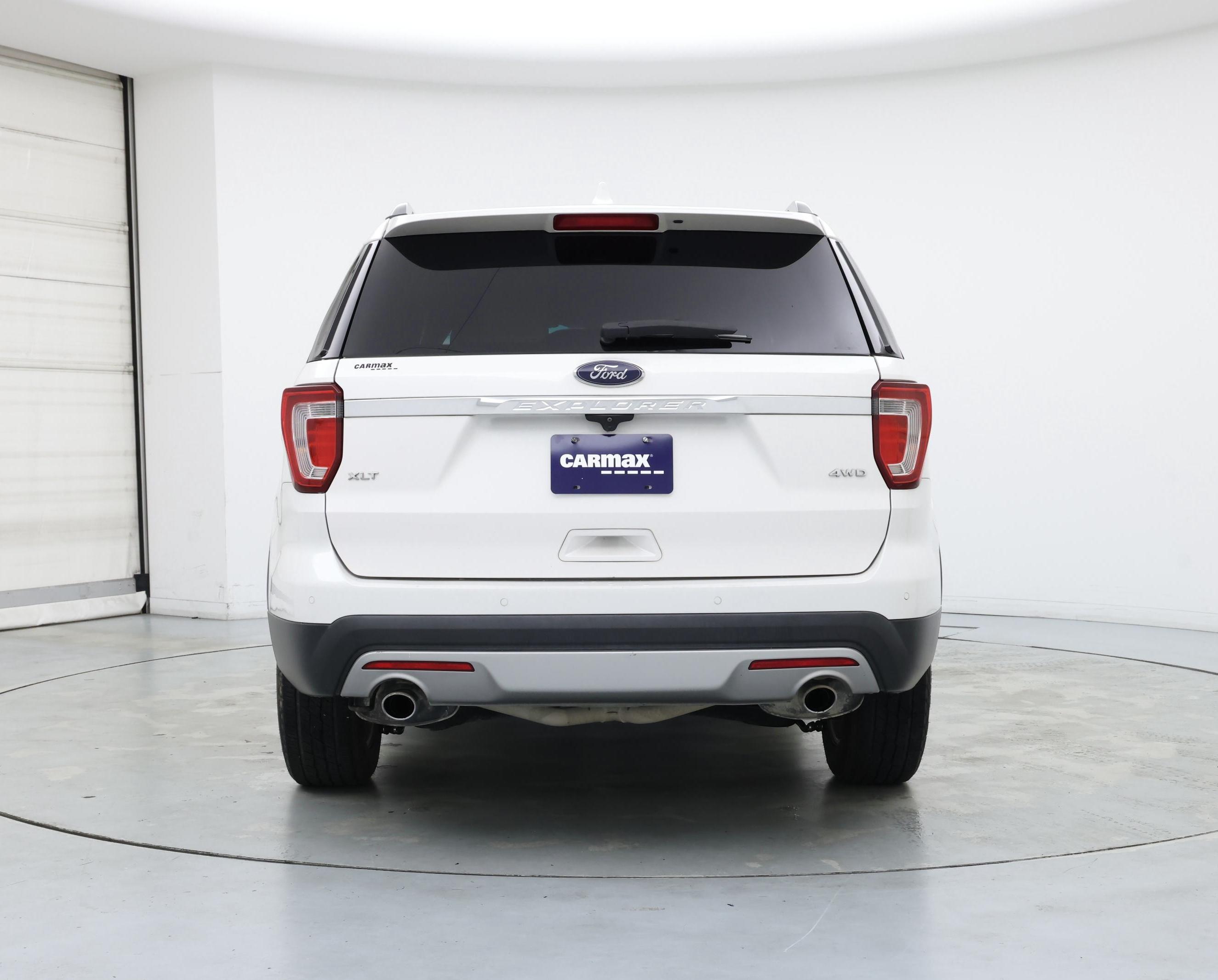 Thumbnail: 2017 Ford Explorer - 6