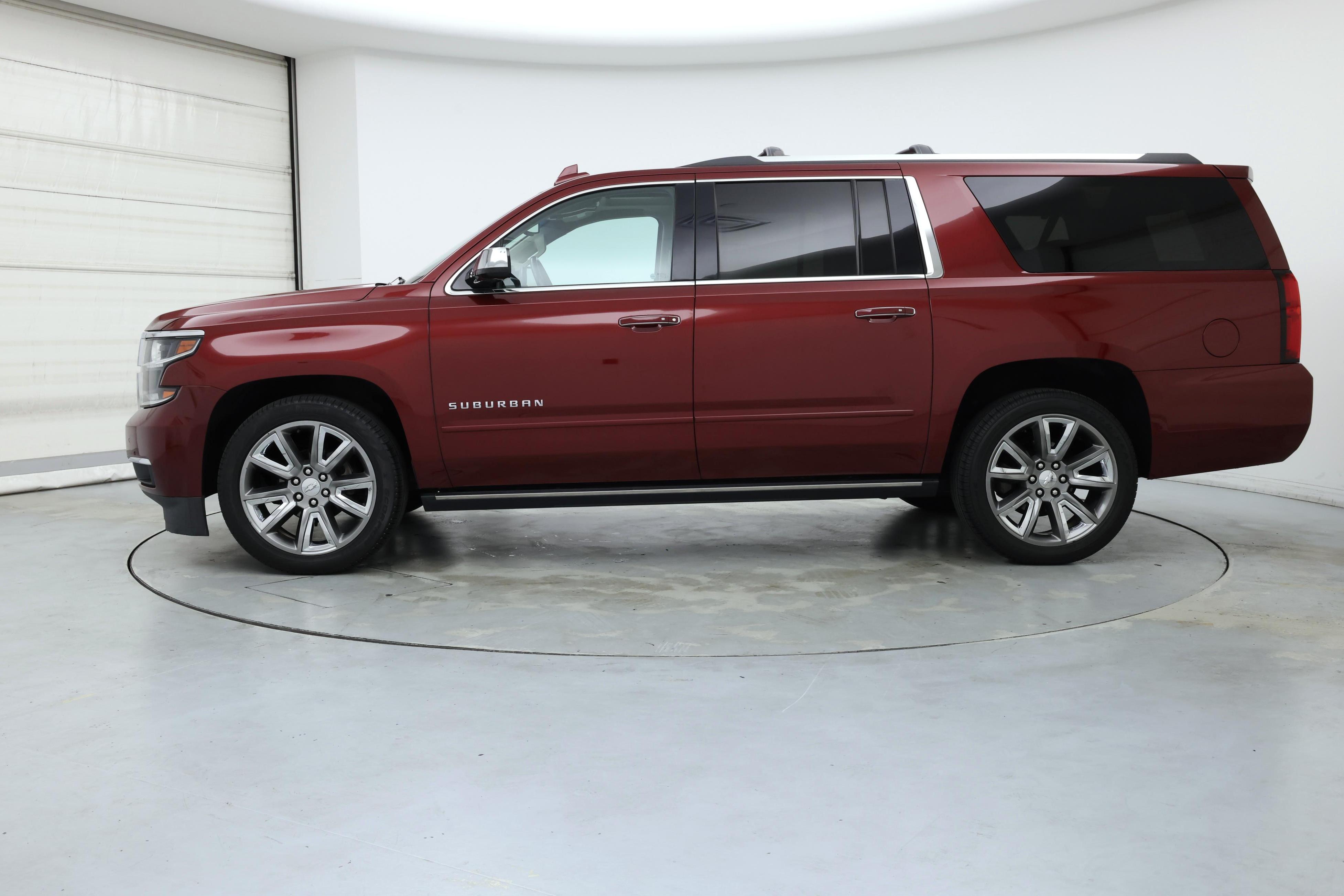 Thumbnail: 2018 Chevrolet Suburban - 3