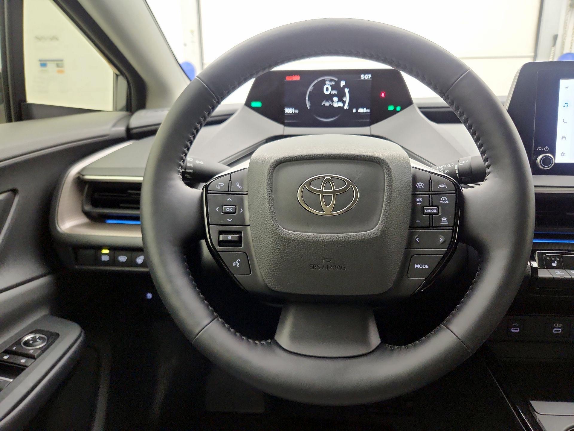 Thumbnail: 2024 Toyota Prius - 10