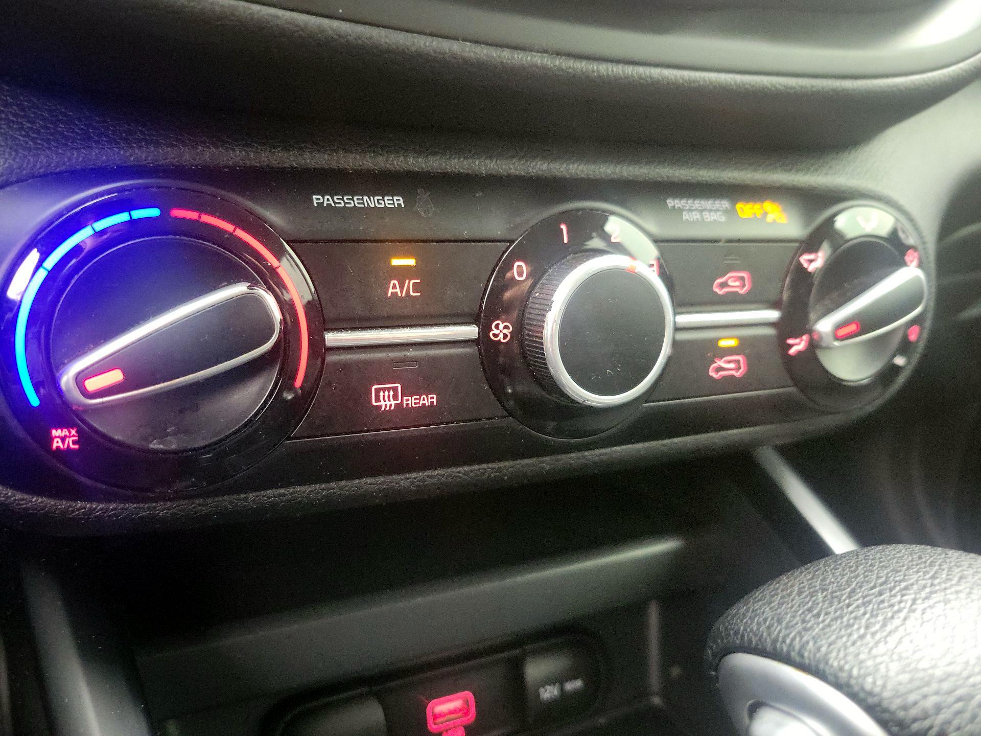 Thumbnail: 2021 Kia Soul - 16