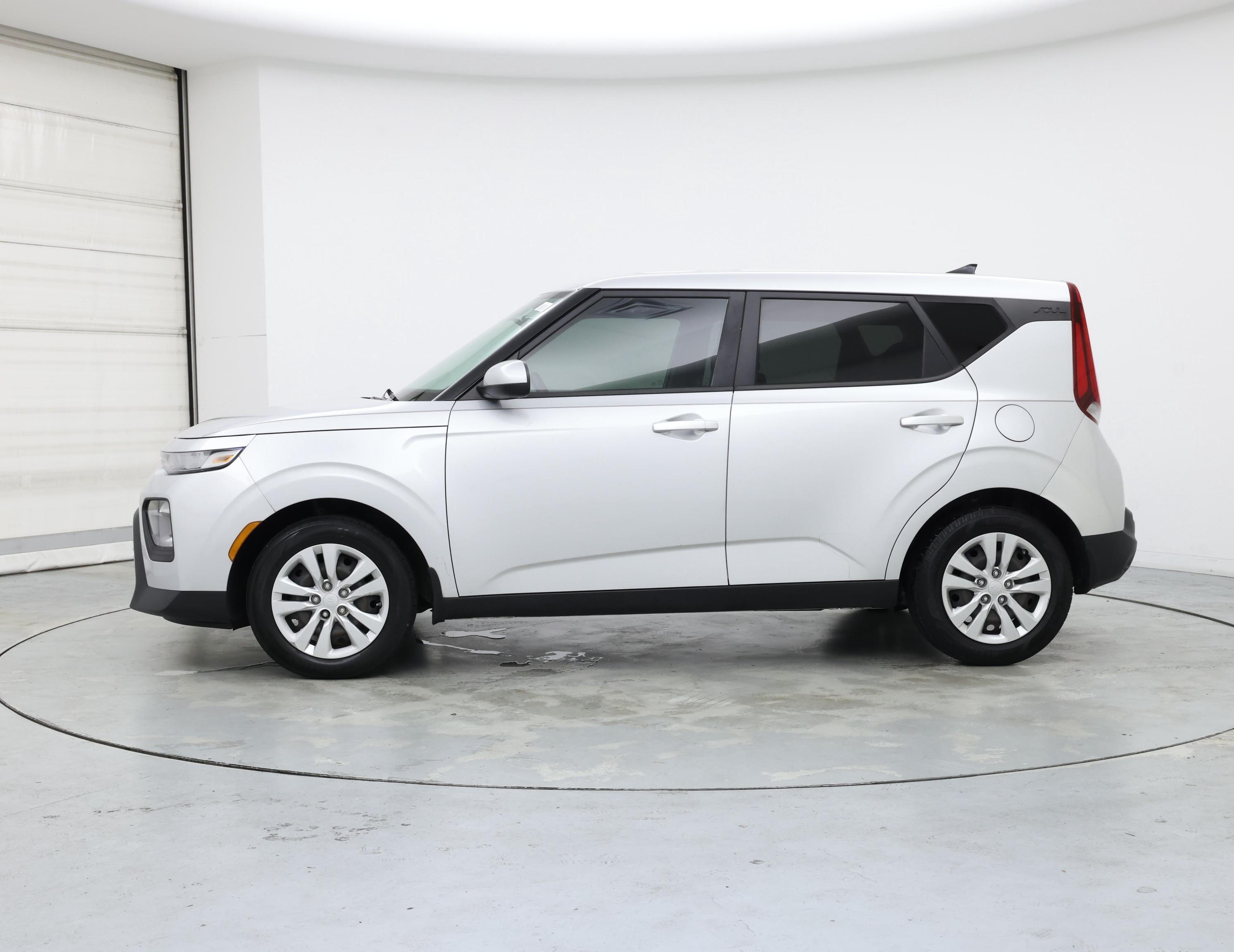 Thumbnail: 2021 Kia Soul - 3