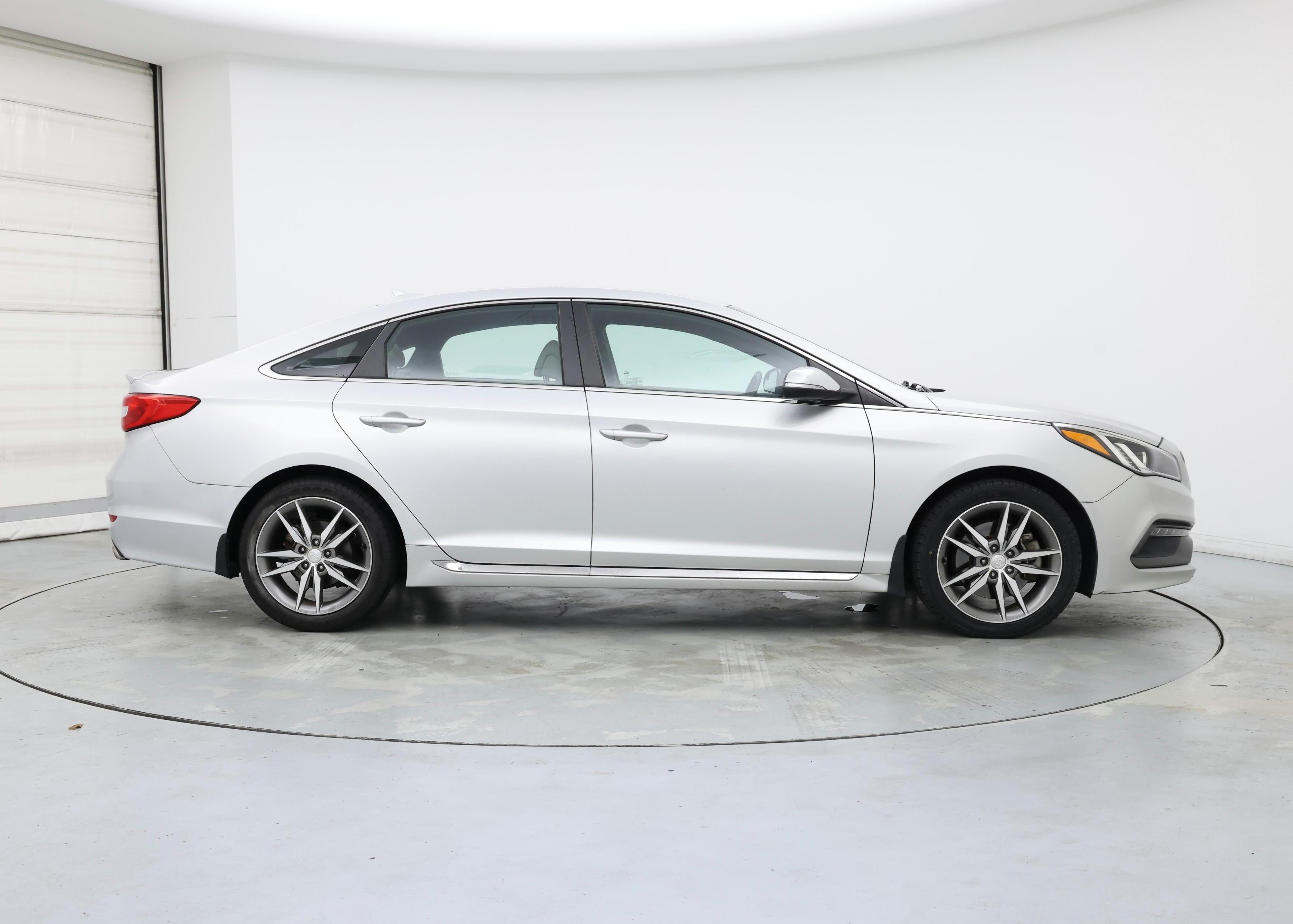 Thumbnail: 2017 Hyundai Sonata - 7