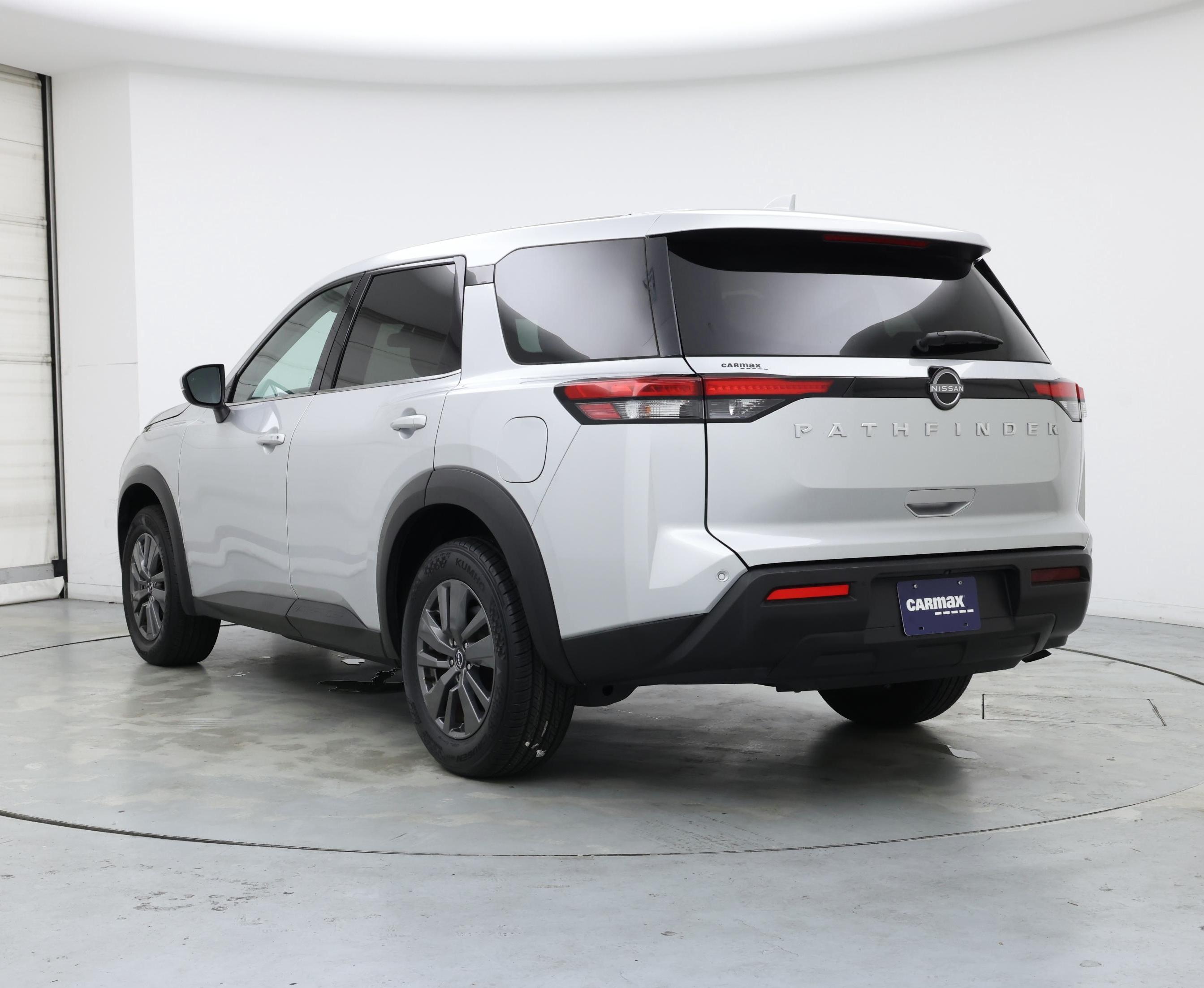 Thumbnail: 2022 Nissan Pathfinder - 2