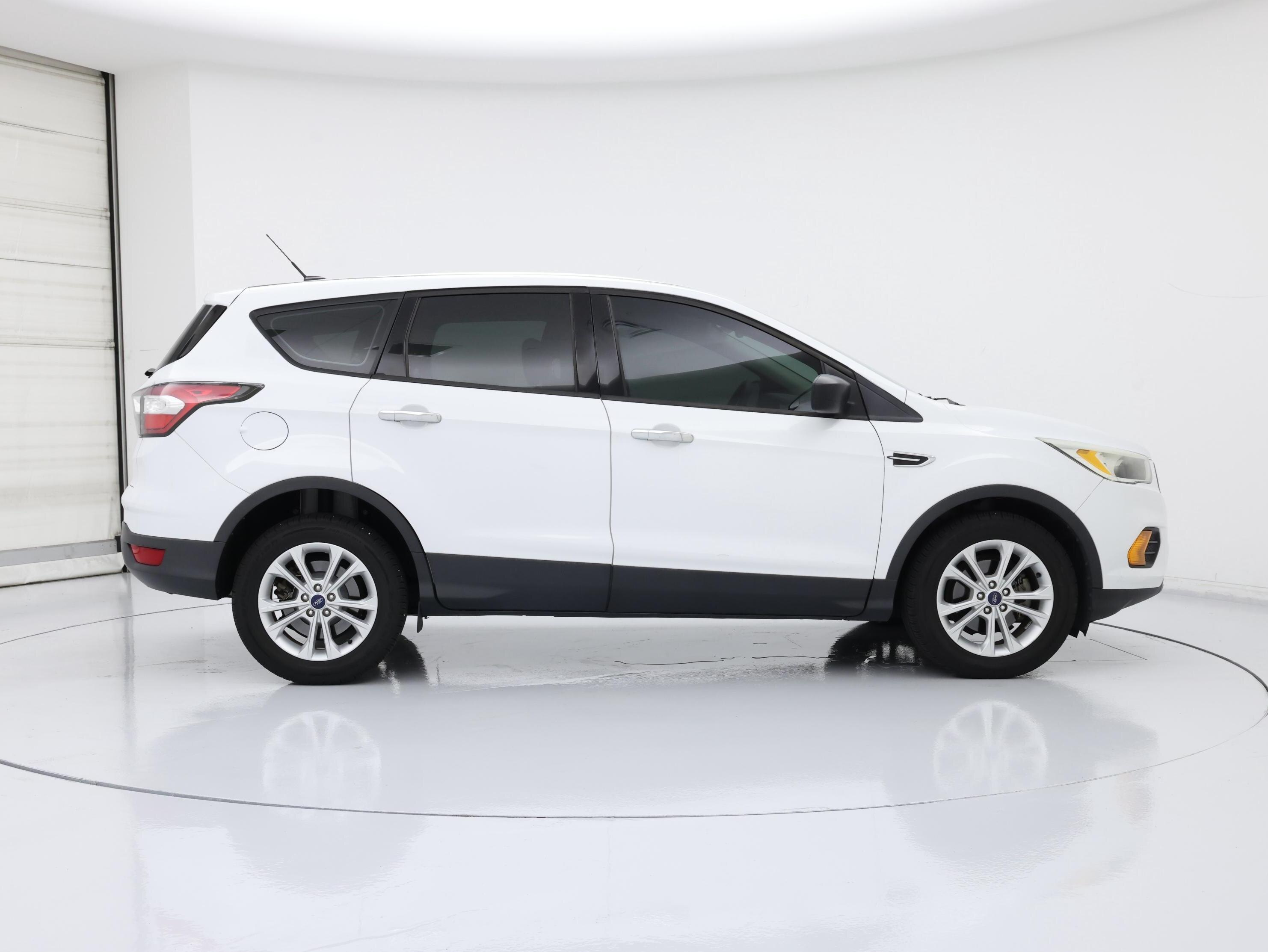 Thumbnail: 2017 Ford Escape - 7