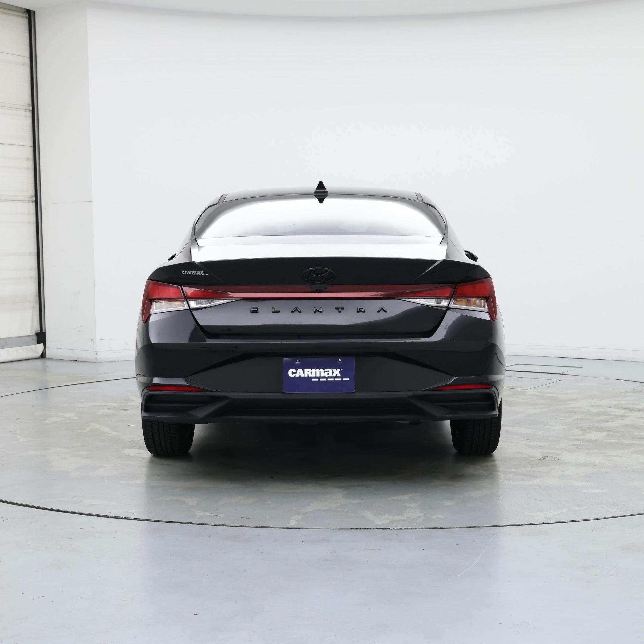 Thumbnail: 2021 Hyundai Elantra - 6