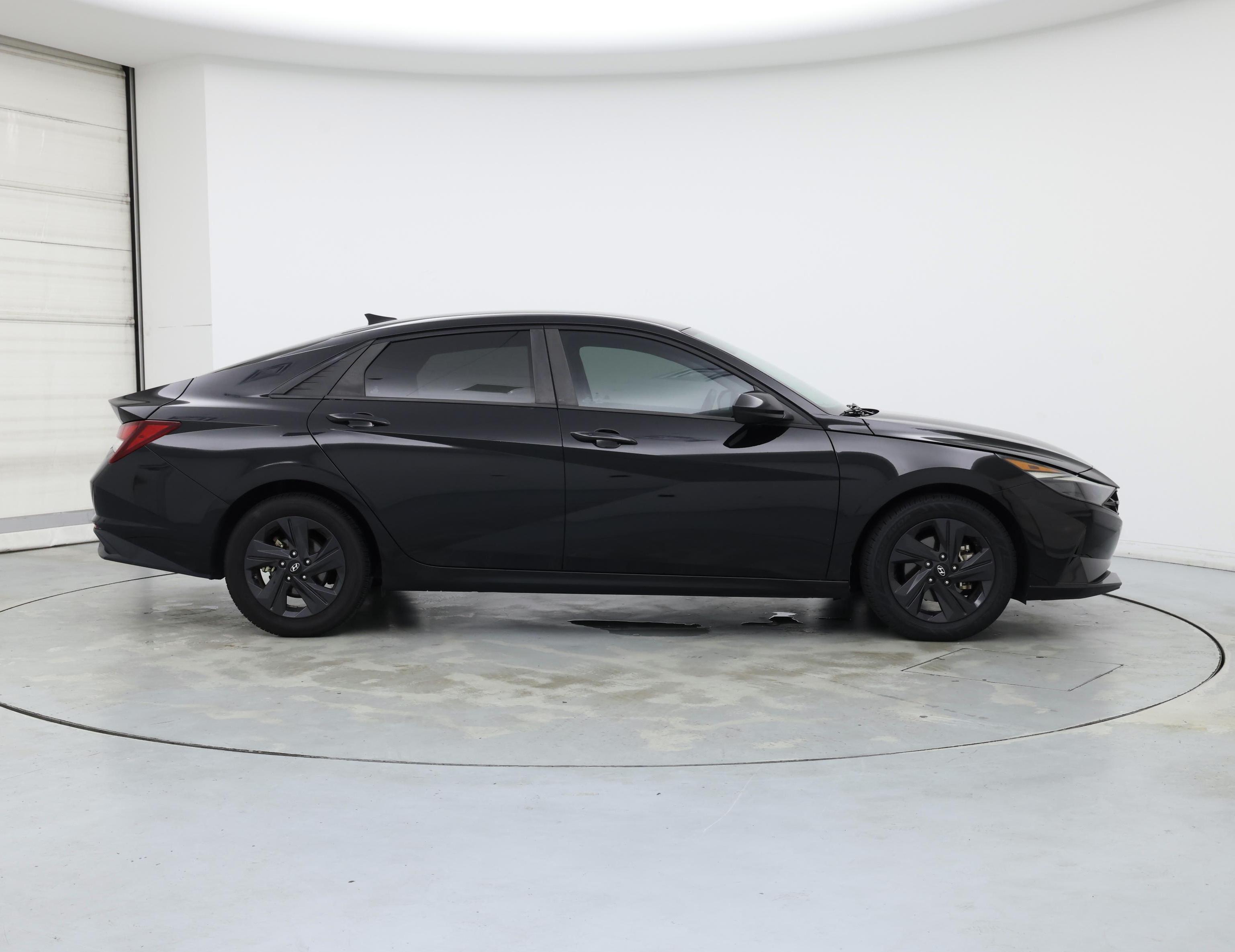 Thumbnail: 2021 Hyundai Elantra - 7