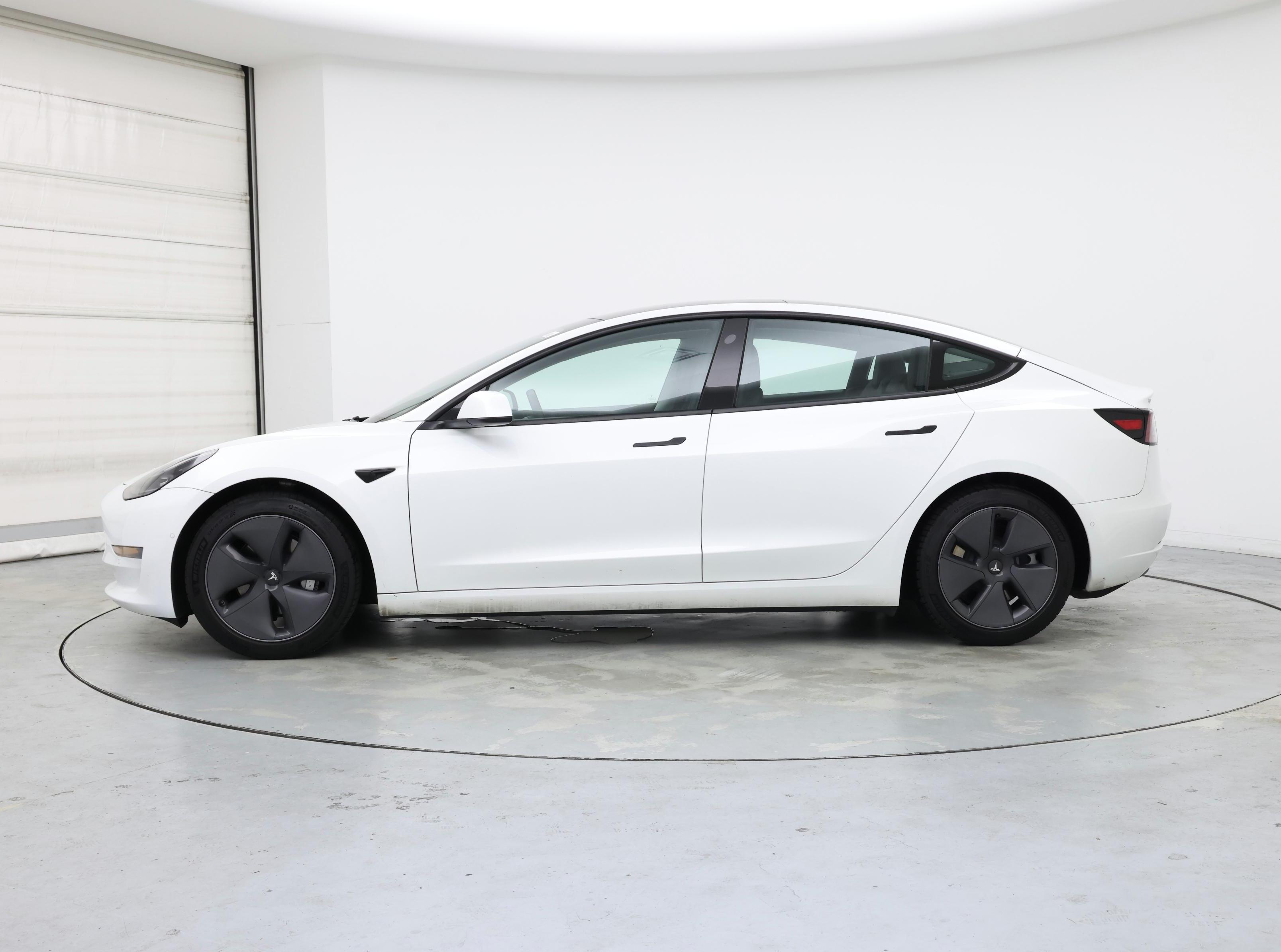 Thumbnail: 2021 Tesla Model 3 - 3