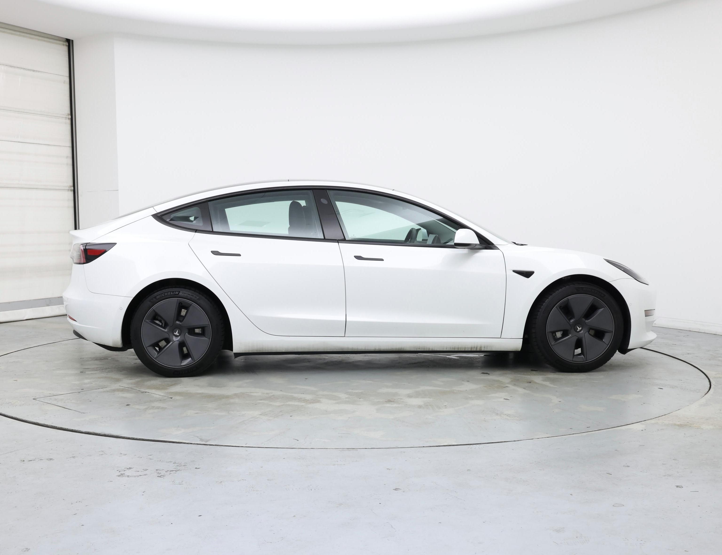 Thumbnail: 2021 Tesla Model 3 - 7