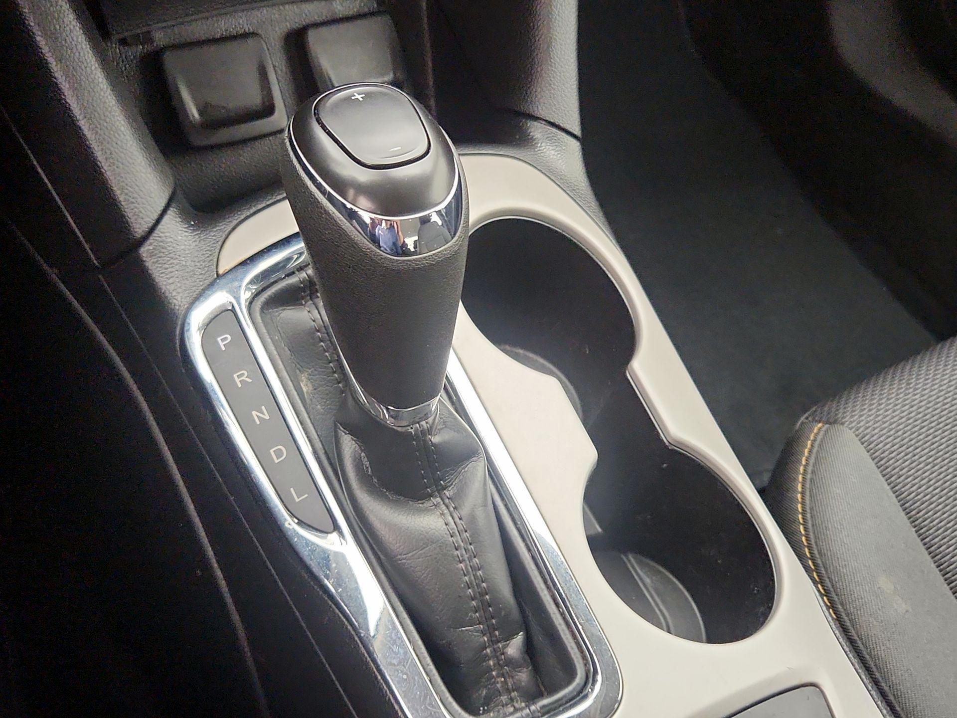 Thumbnail: 2017 Chevrolet Cruze - 17