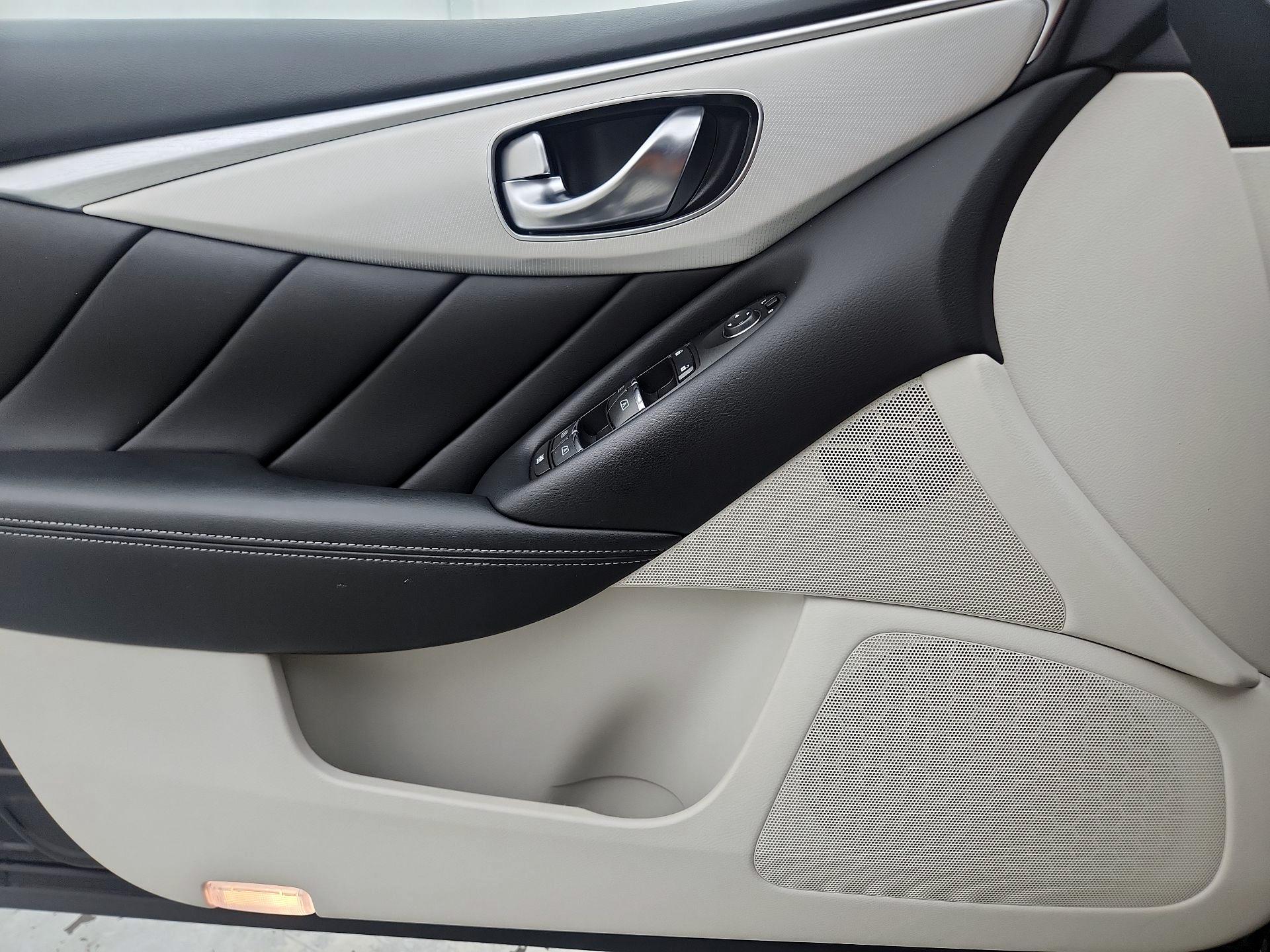 Thumbnail: 2019 INFINITI Q50 - 12