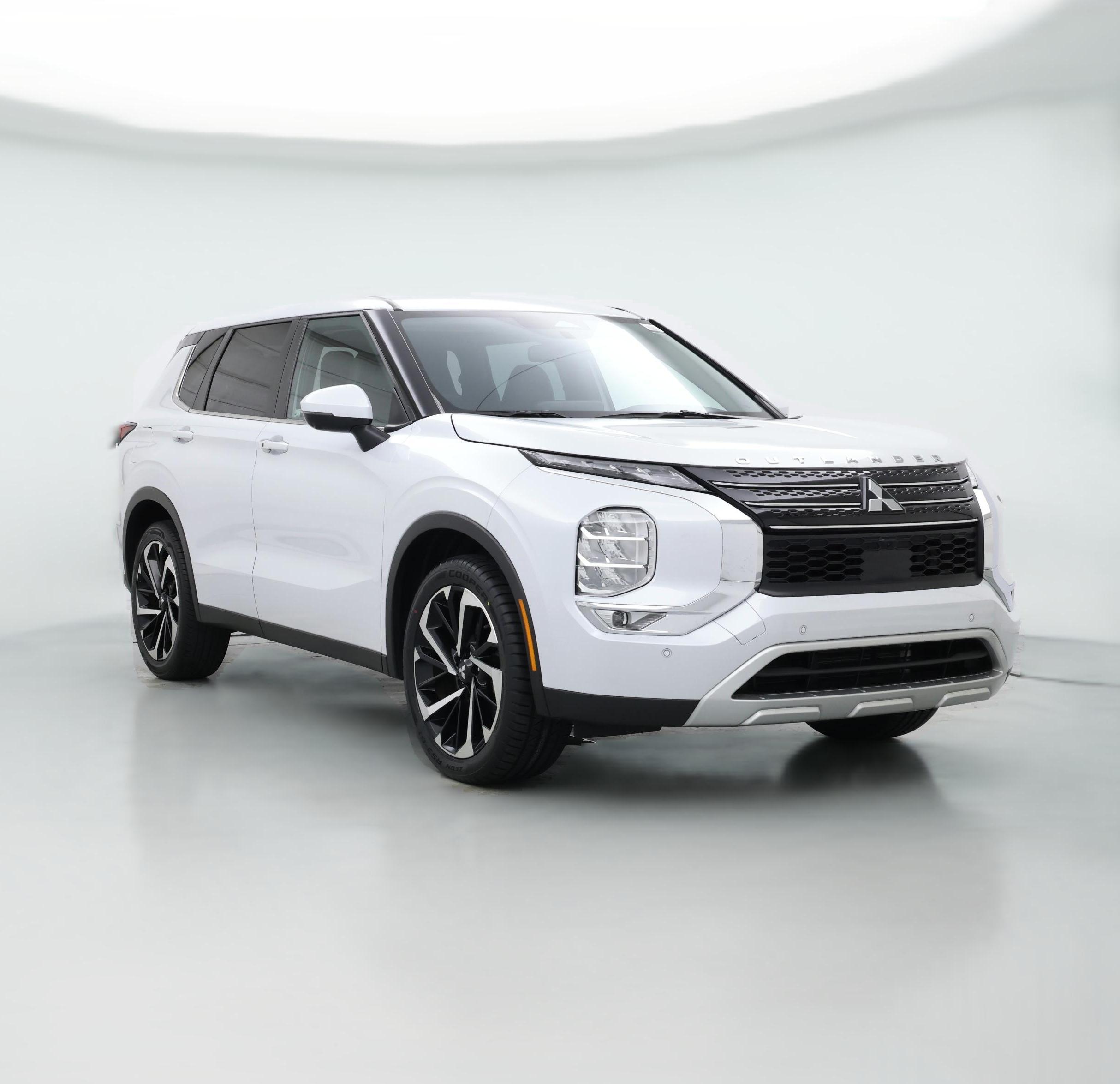 Thumbnail: 2023 Mitsubishi Outlander - 1