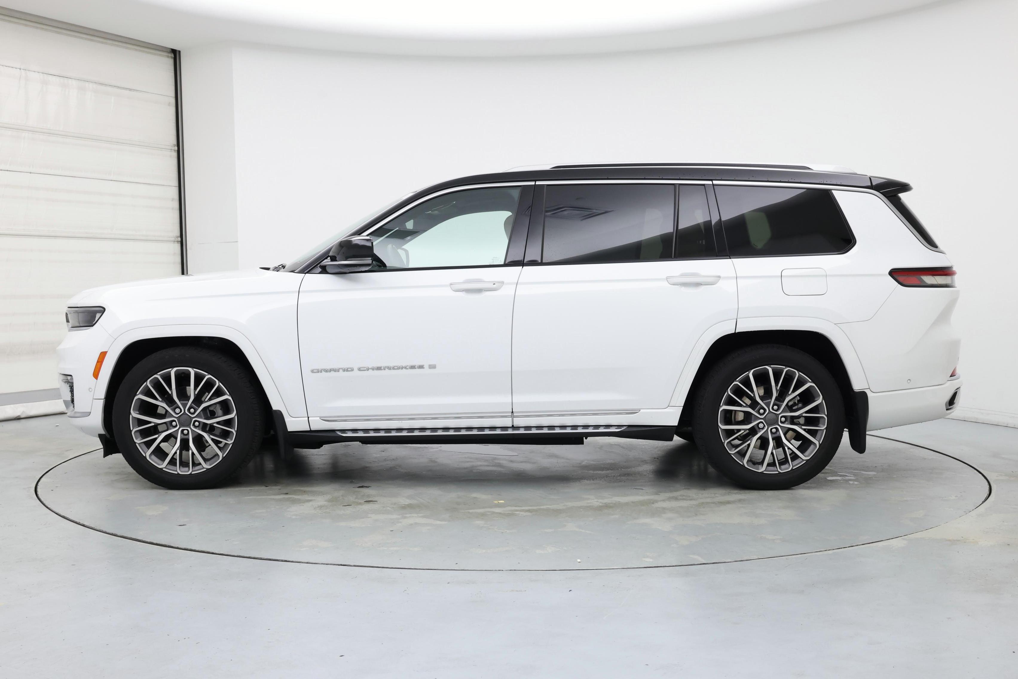 Thumbnail: 2021 Jeep Grand Cherokee L - 3
