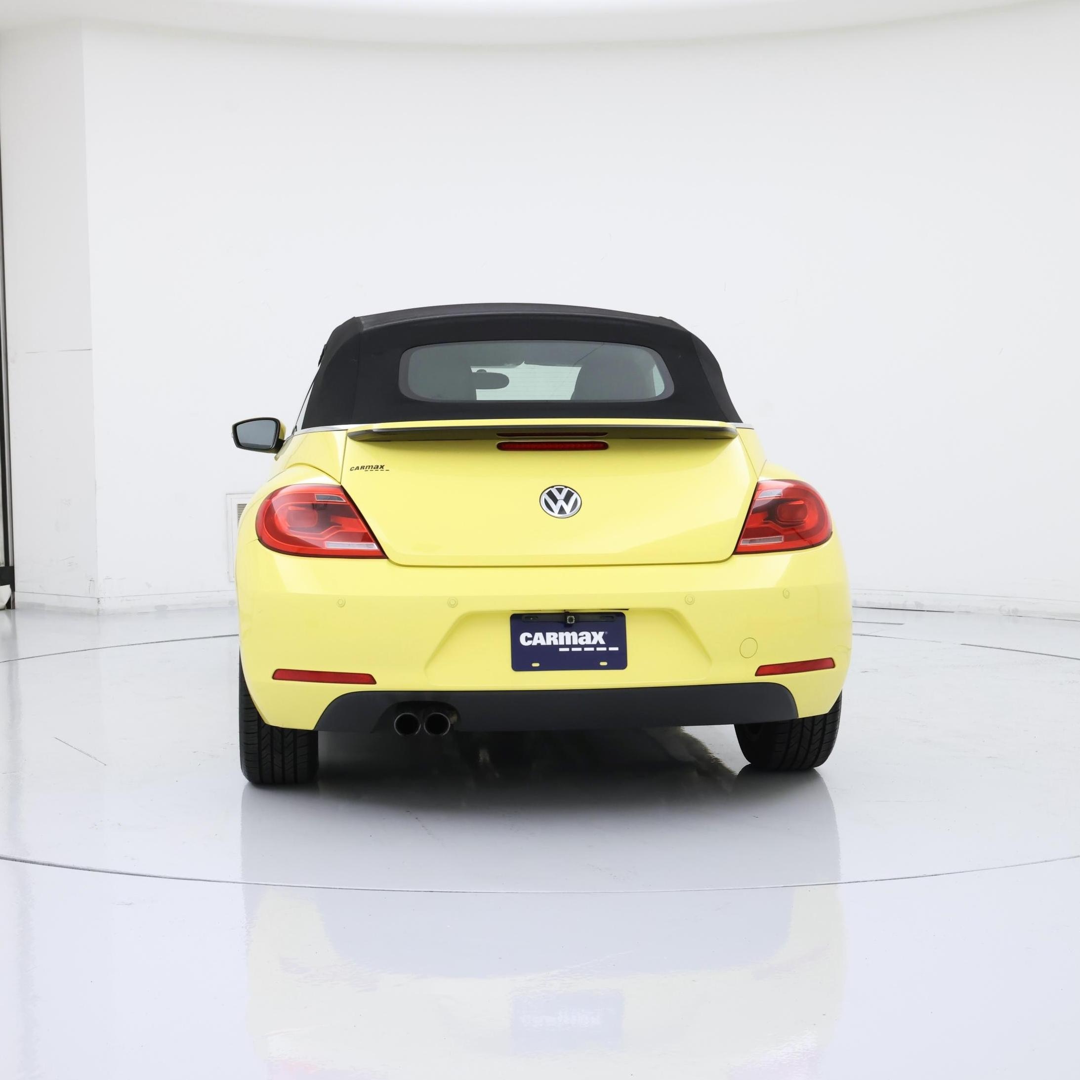 Thumbnail: 2015 Volkswagen Beetle - 6