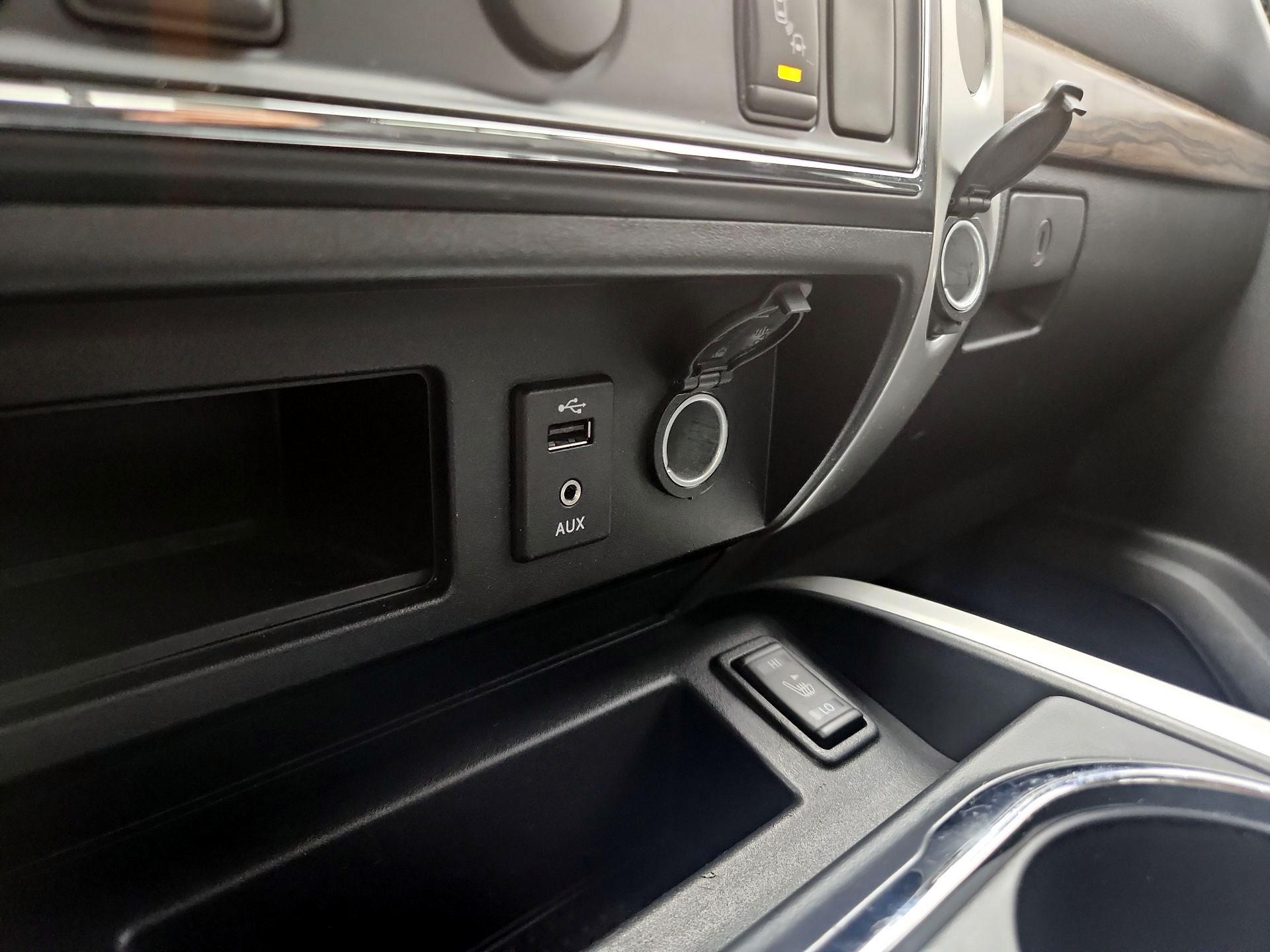 Thumbnail: 2017 Nissan Titan - 19