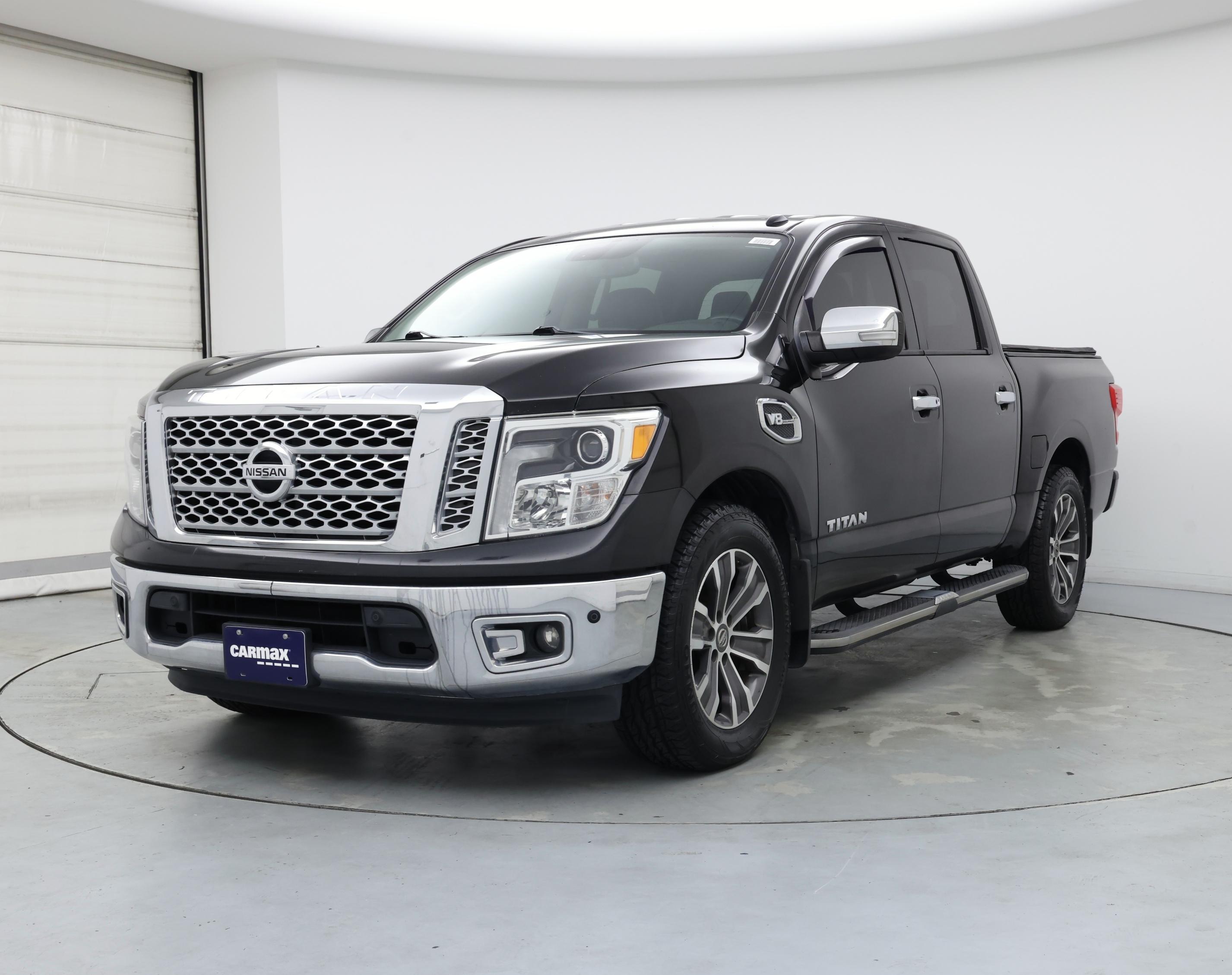 Thumbnail: 2017 Nissan Titan - 4