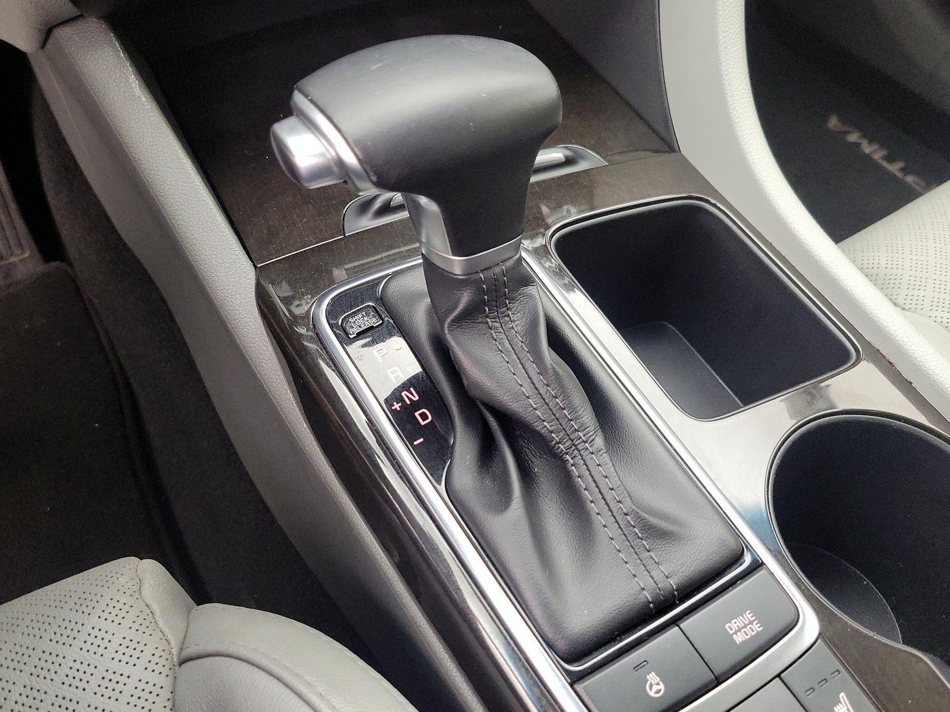 Thumbnail: 2016 Kia Optima - 18