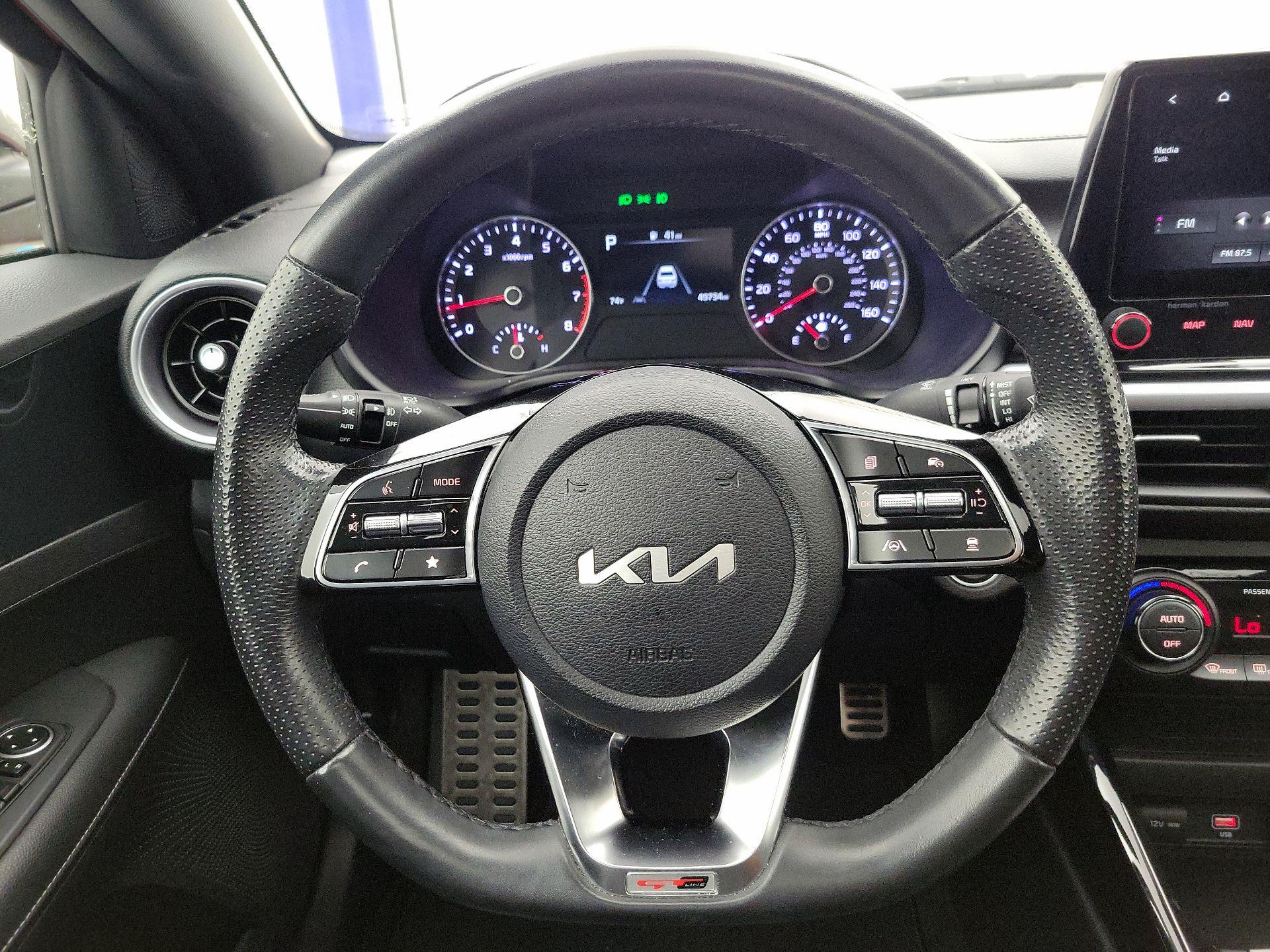 Thumbnail: 2022 Kia Forte - 10