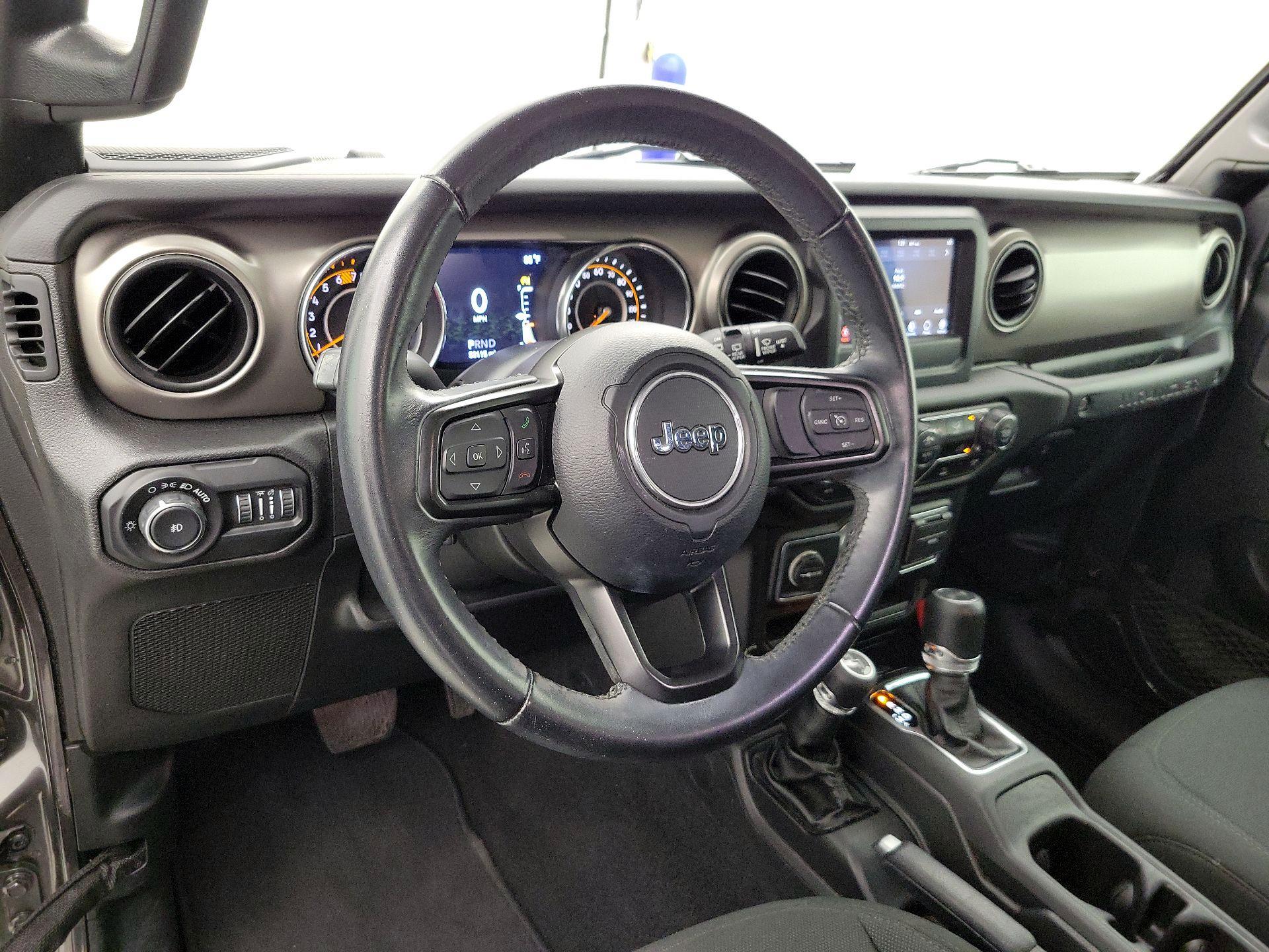 Thumbnail: 2021 Jeep Wrangler - 9
