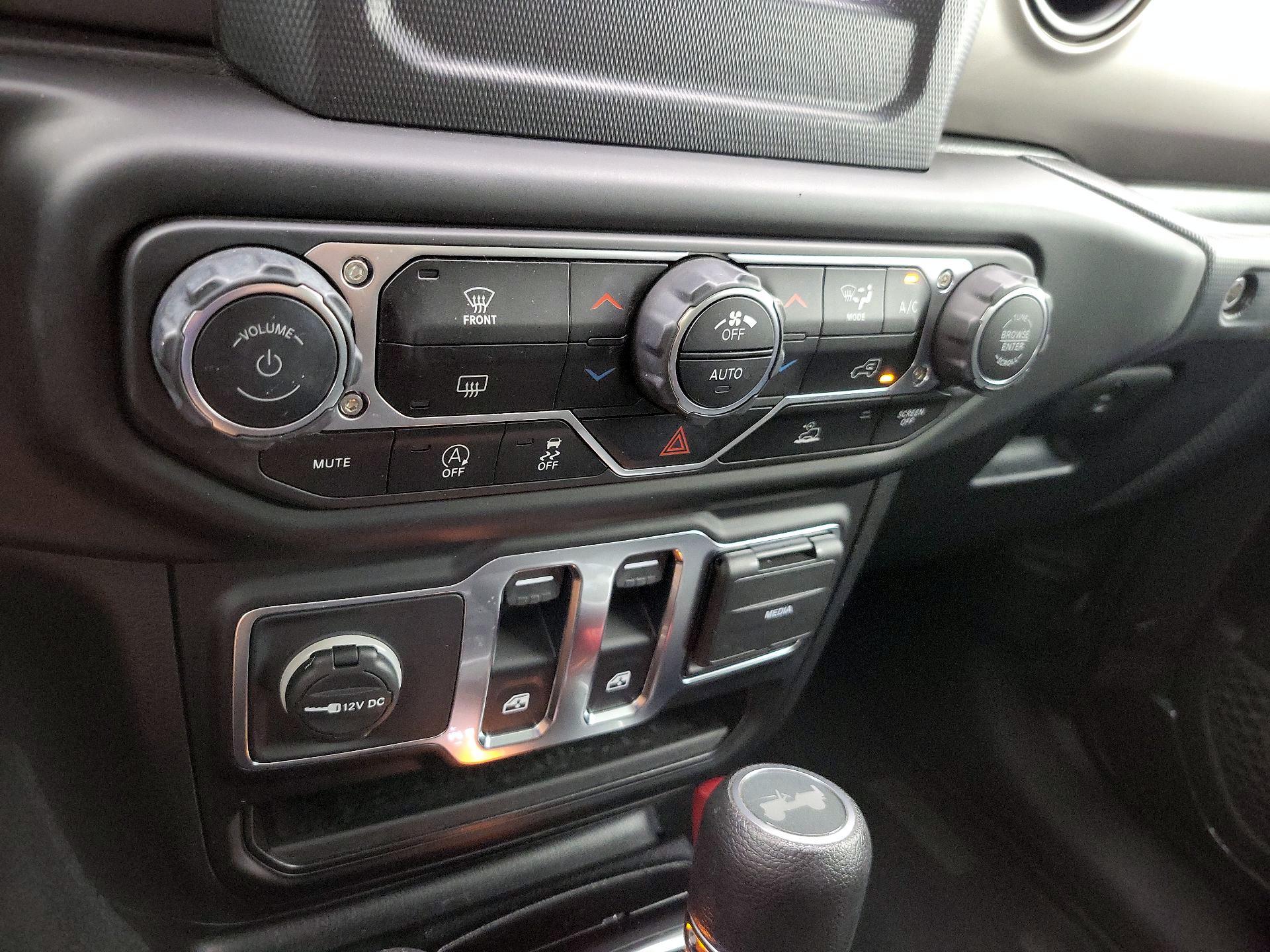 Thumbnail: 2021 Jeep Wrangler - 16