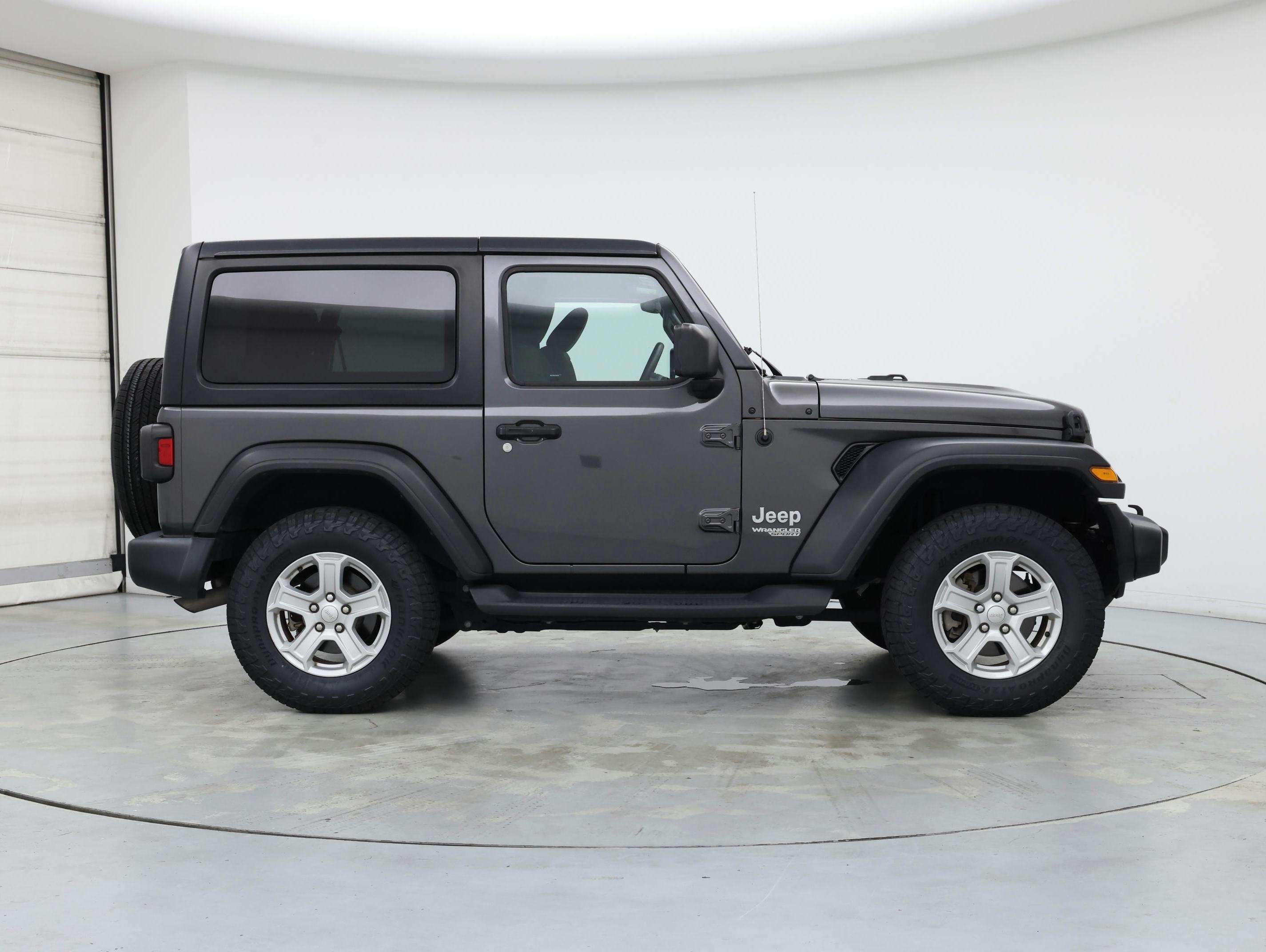 Thumbnail: 2021 Jeep Wrangler - 7