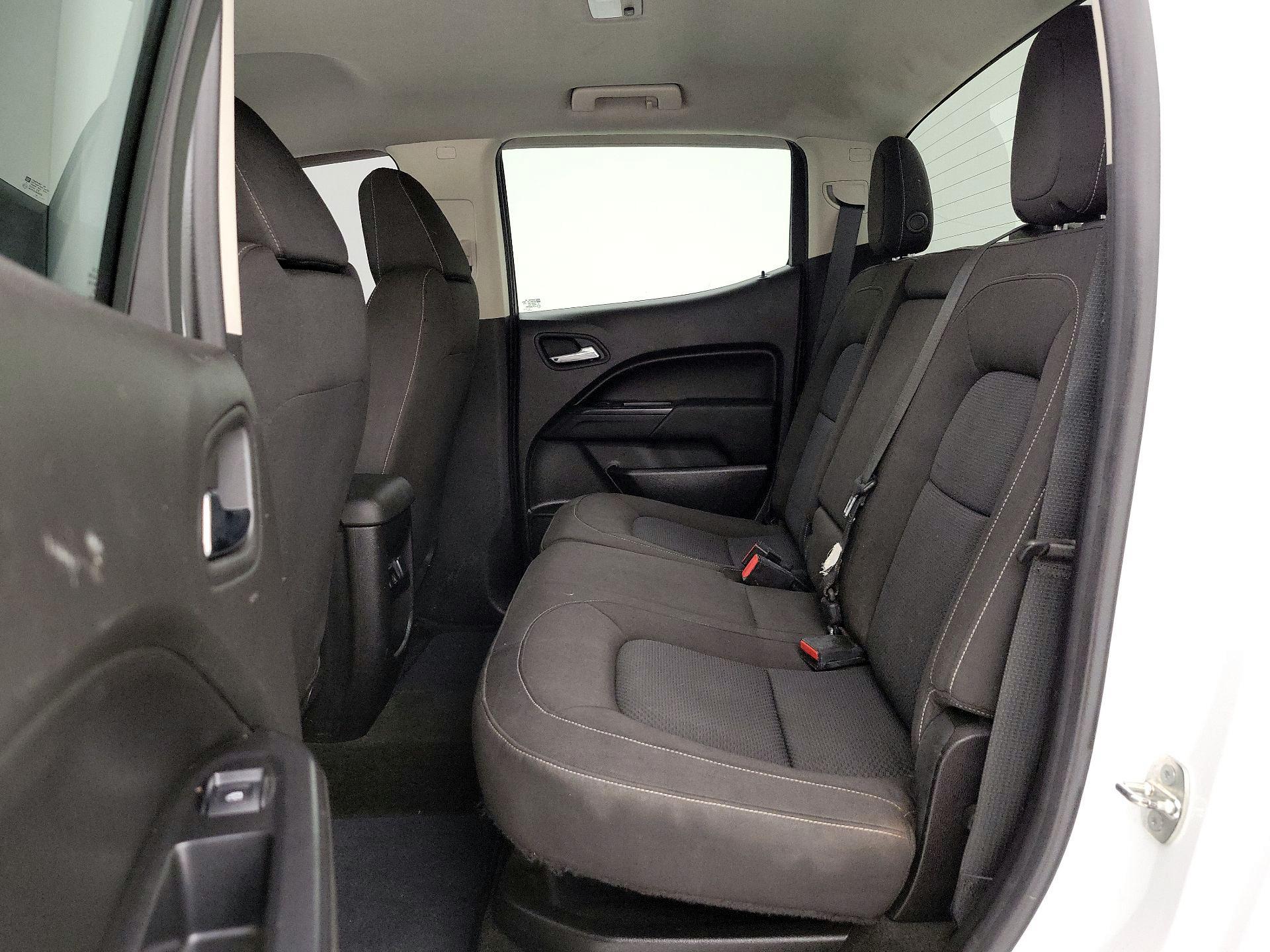 Thumbnail: 2015 Chevrolet Colorado - 19