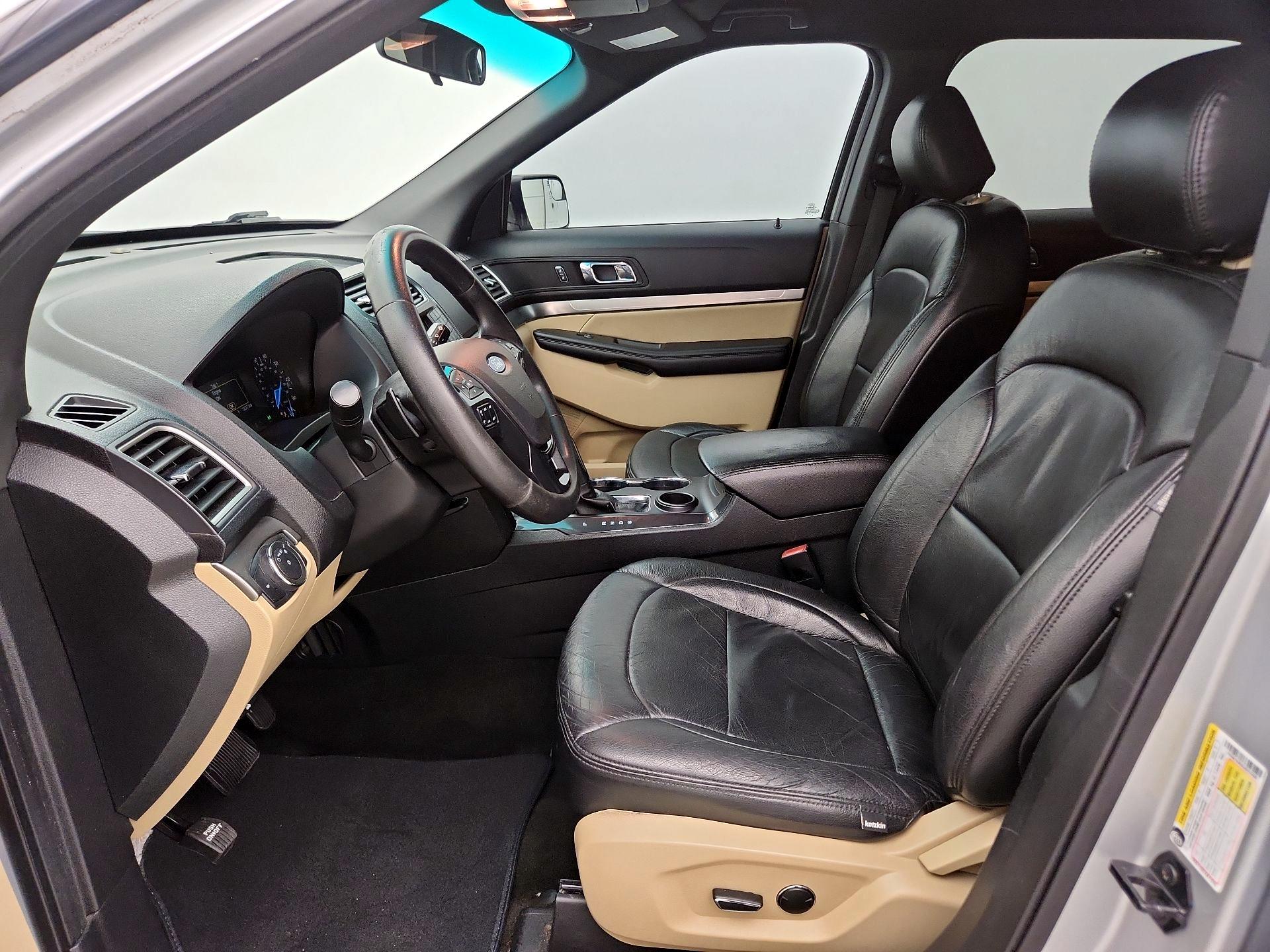 Thumbnail: 2016 Ford Explorer - 11