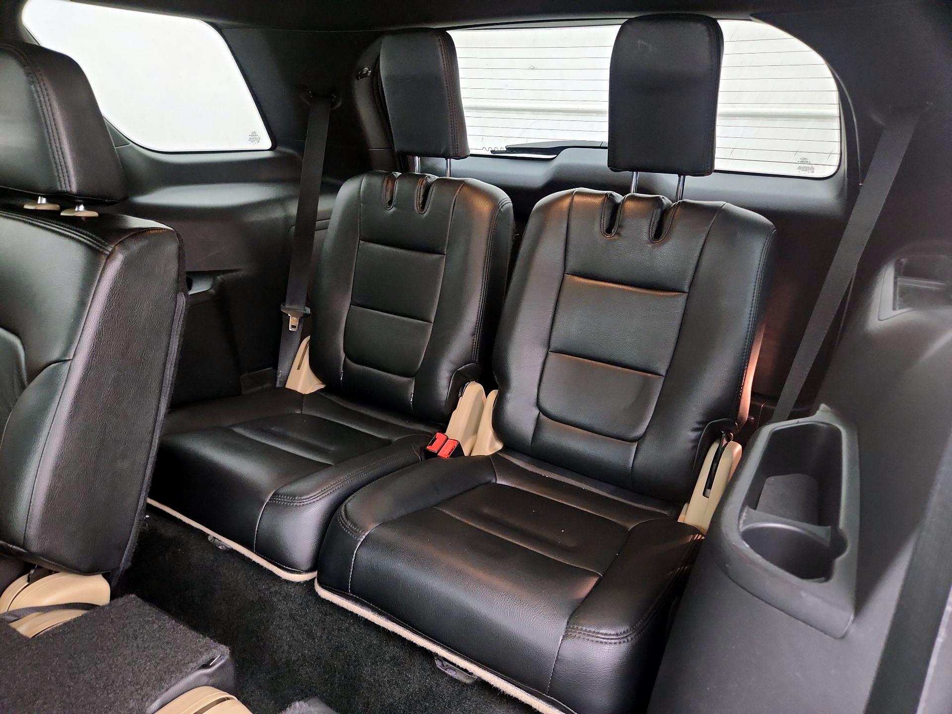 Thumbnail: 2016 Ford Explorer - 20