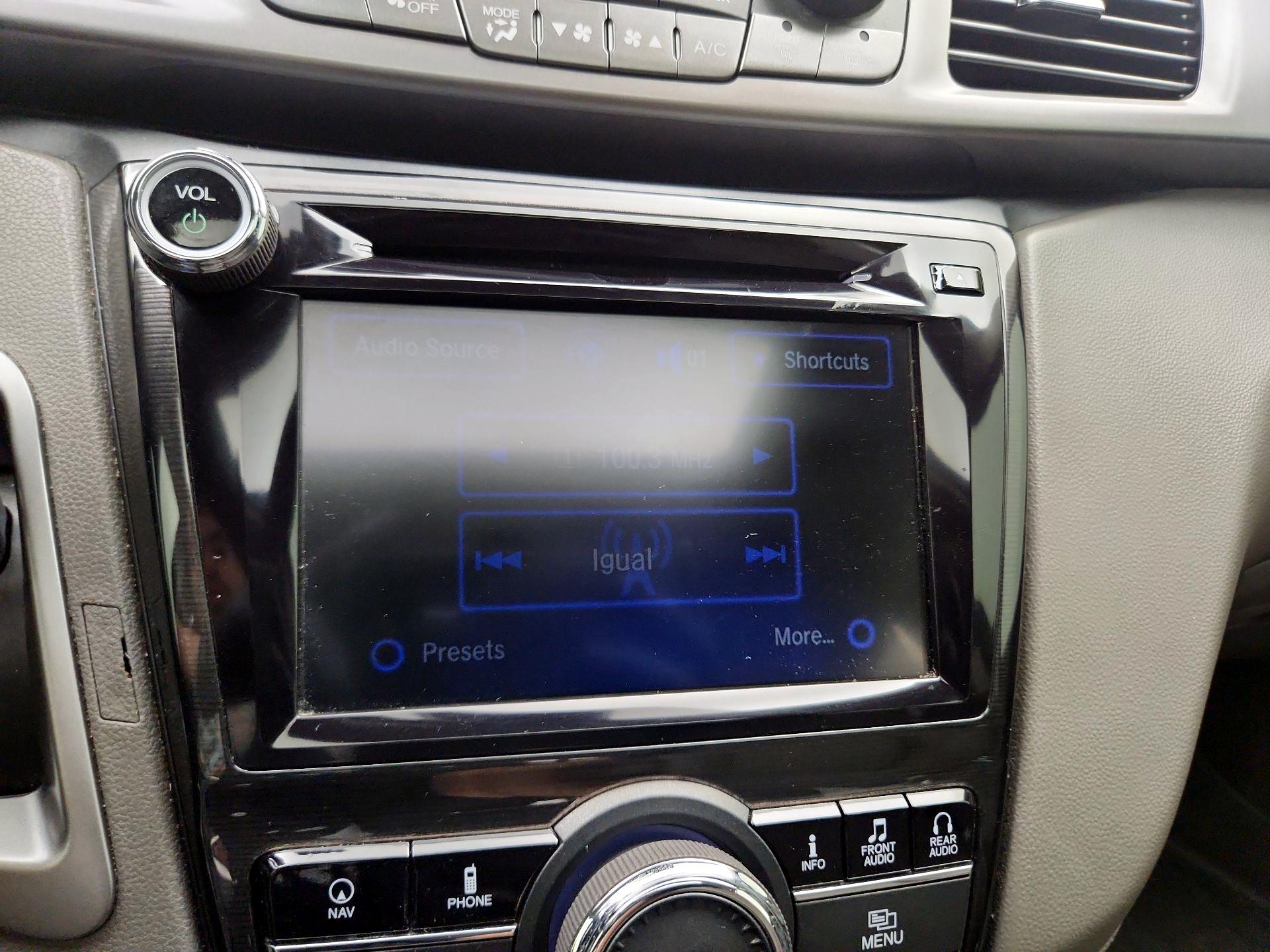 Thumbnail: 2016 Honda Odyssey - 16