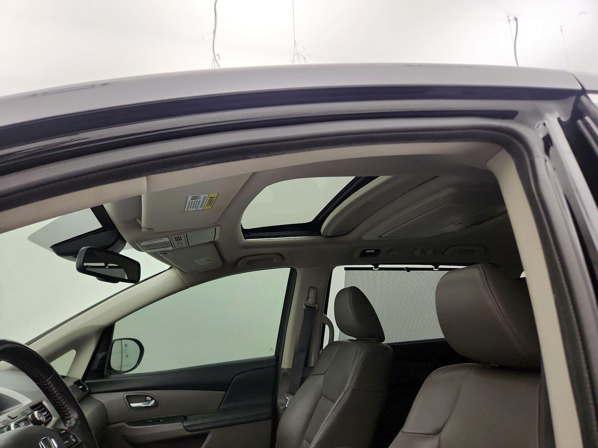 Thumbnail: 2016 Honda Odyssey - 20