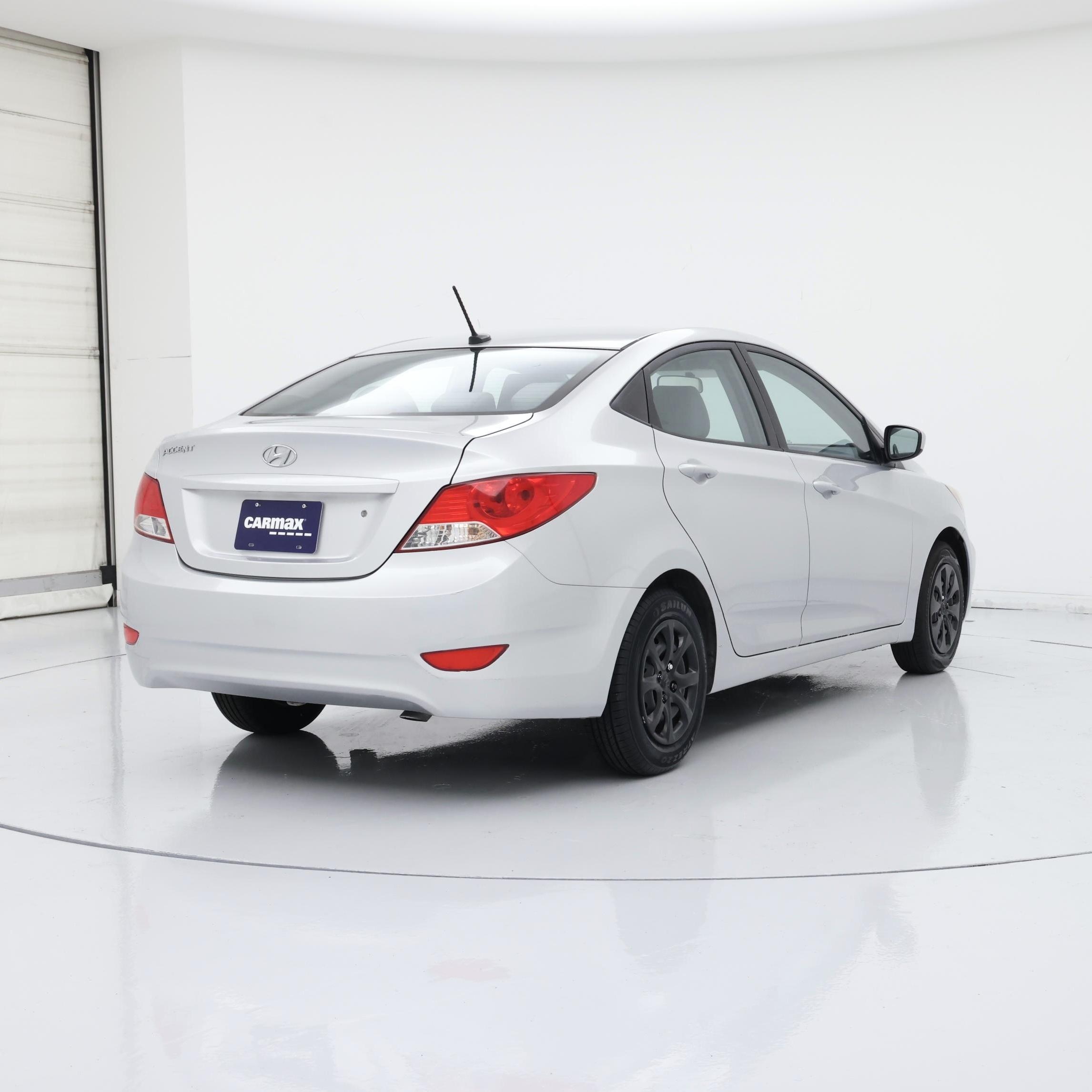 Thumbnail: 2016 Hyundai Accent - 8