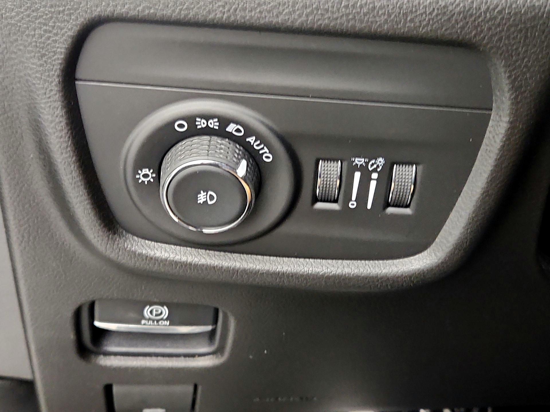 Thumbnail: 2021 Jeep Grand Cherokee L - 13