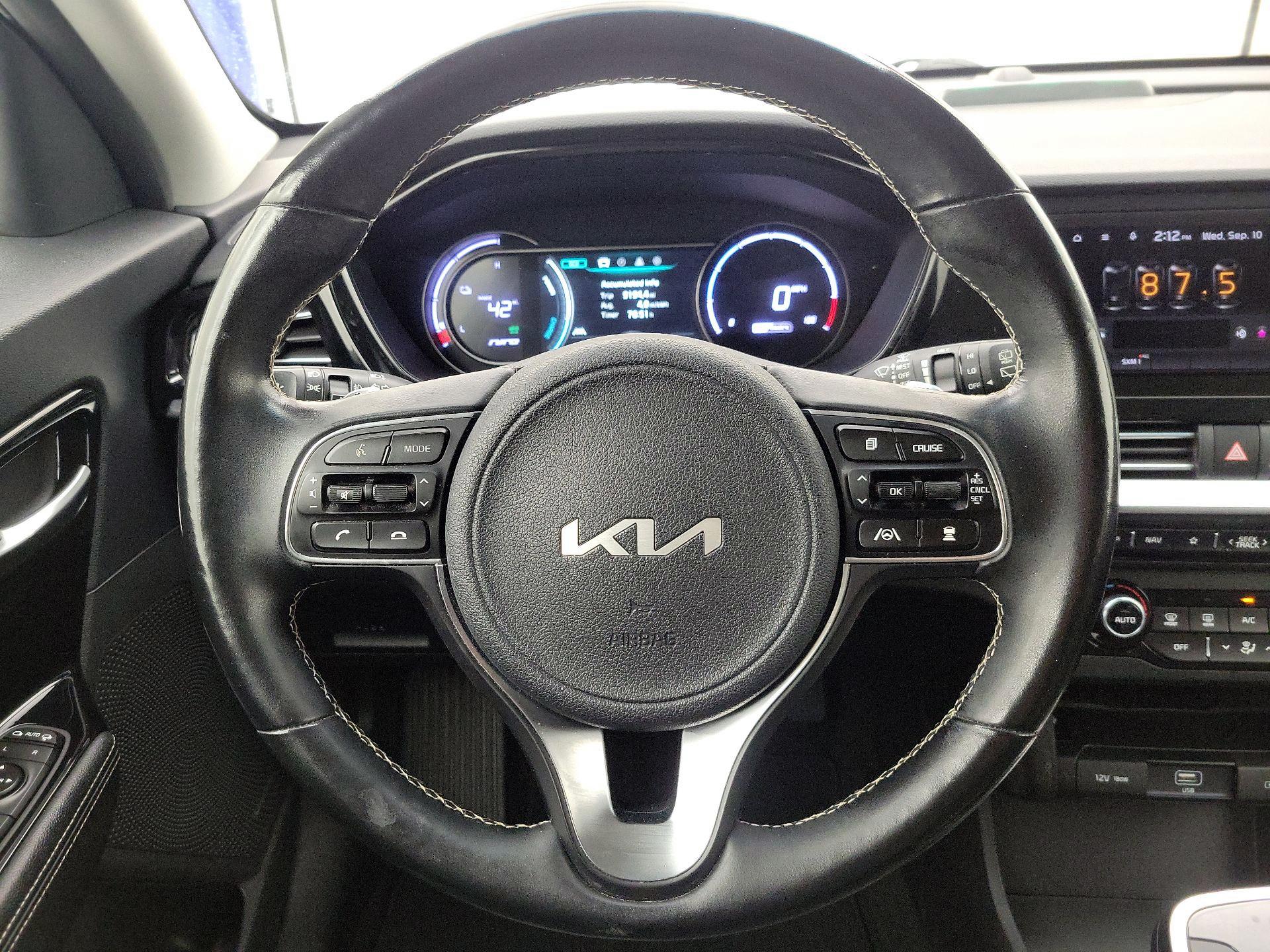 Thumbnail: 2022 Kia Niro - 10