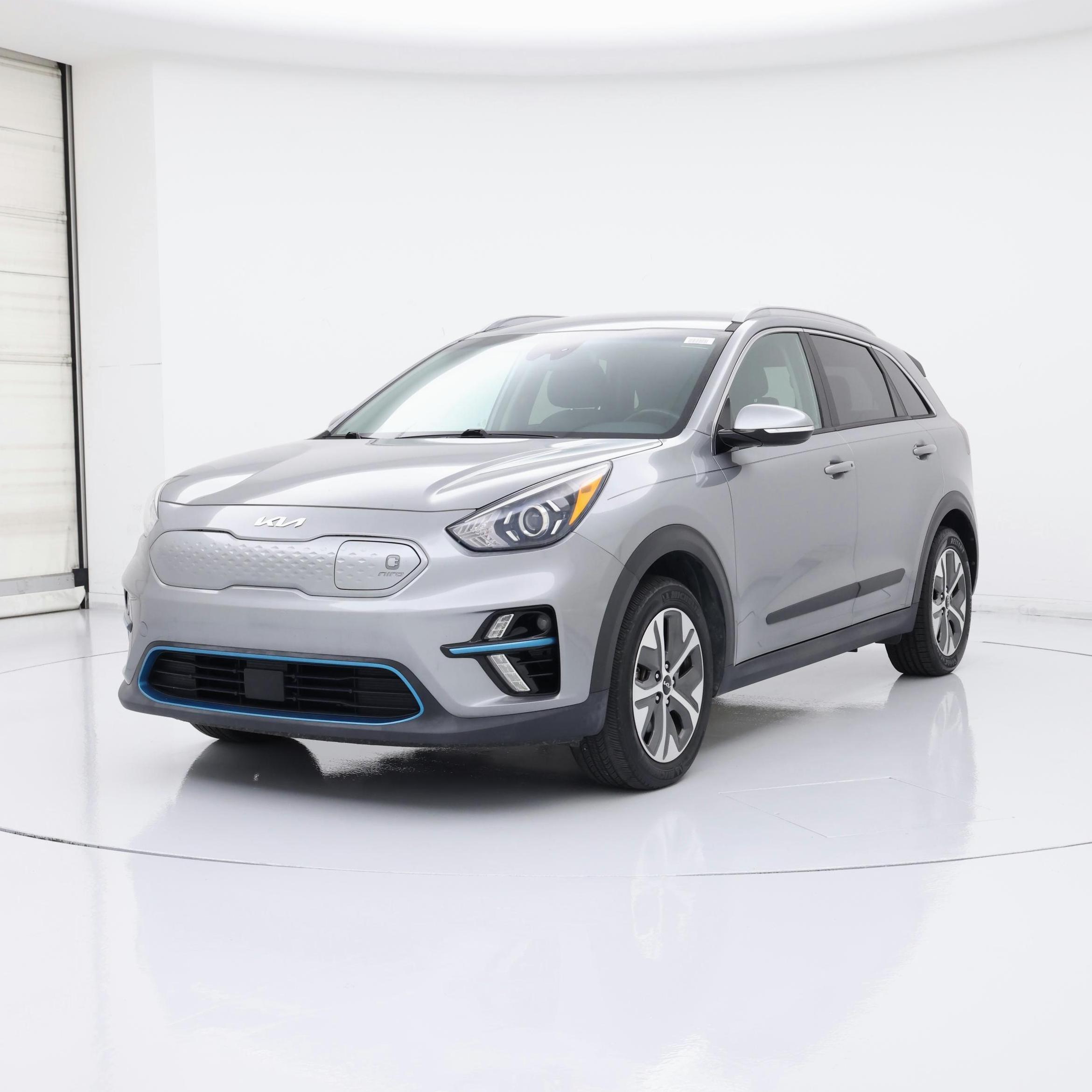Thumbnail: 2022 Kia Niro - 4