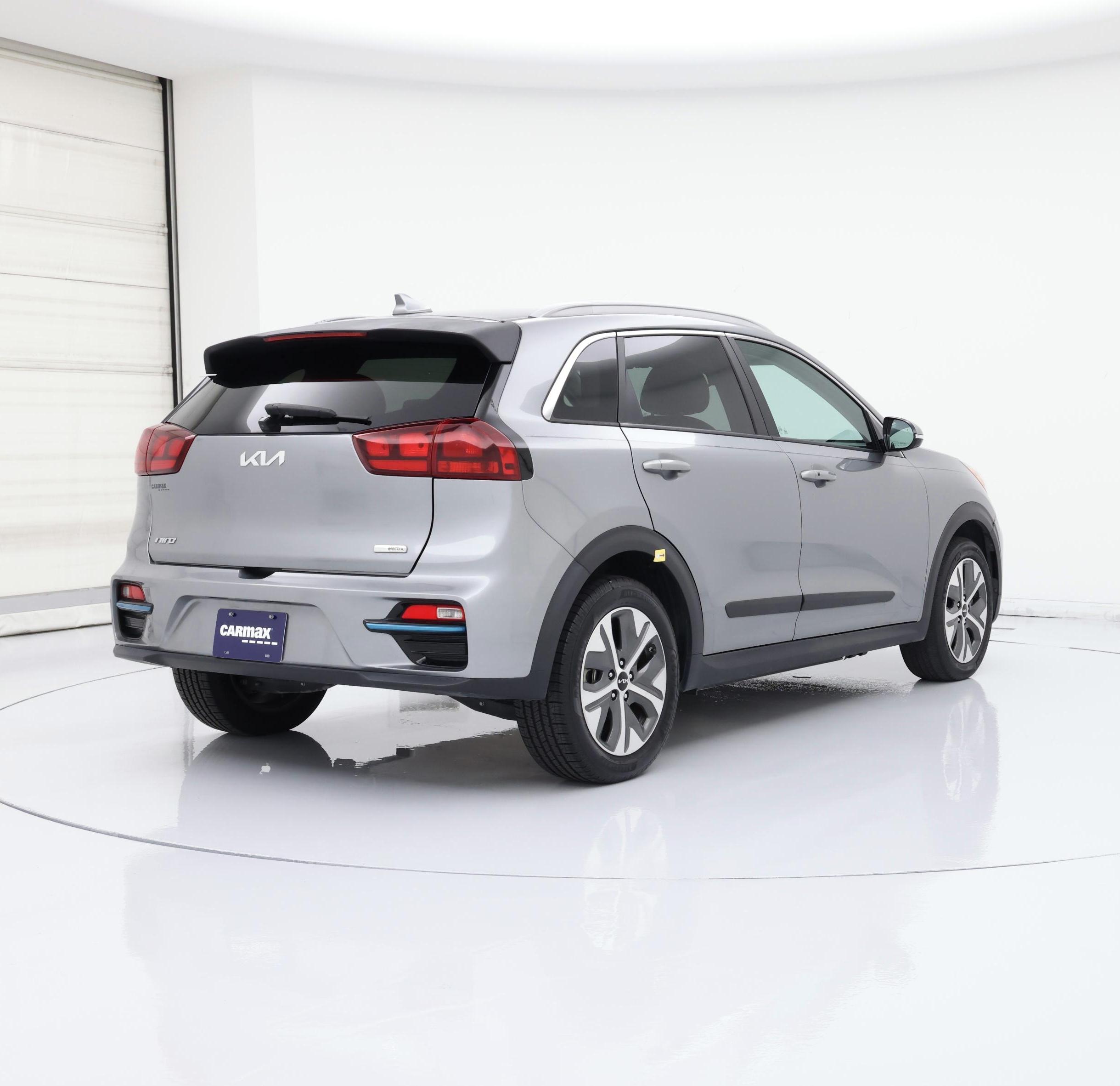 Thumbnail: 2022 Kia Niro - 8