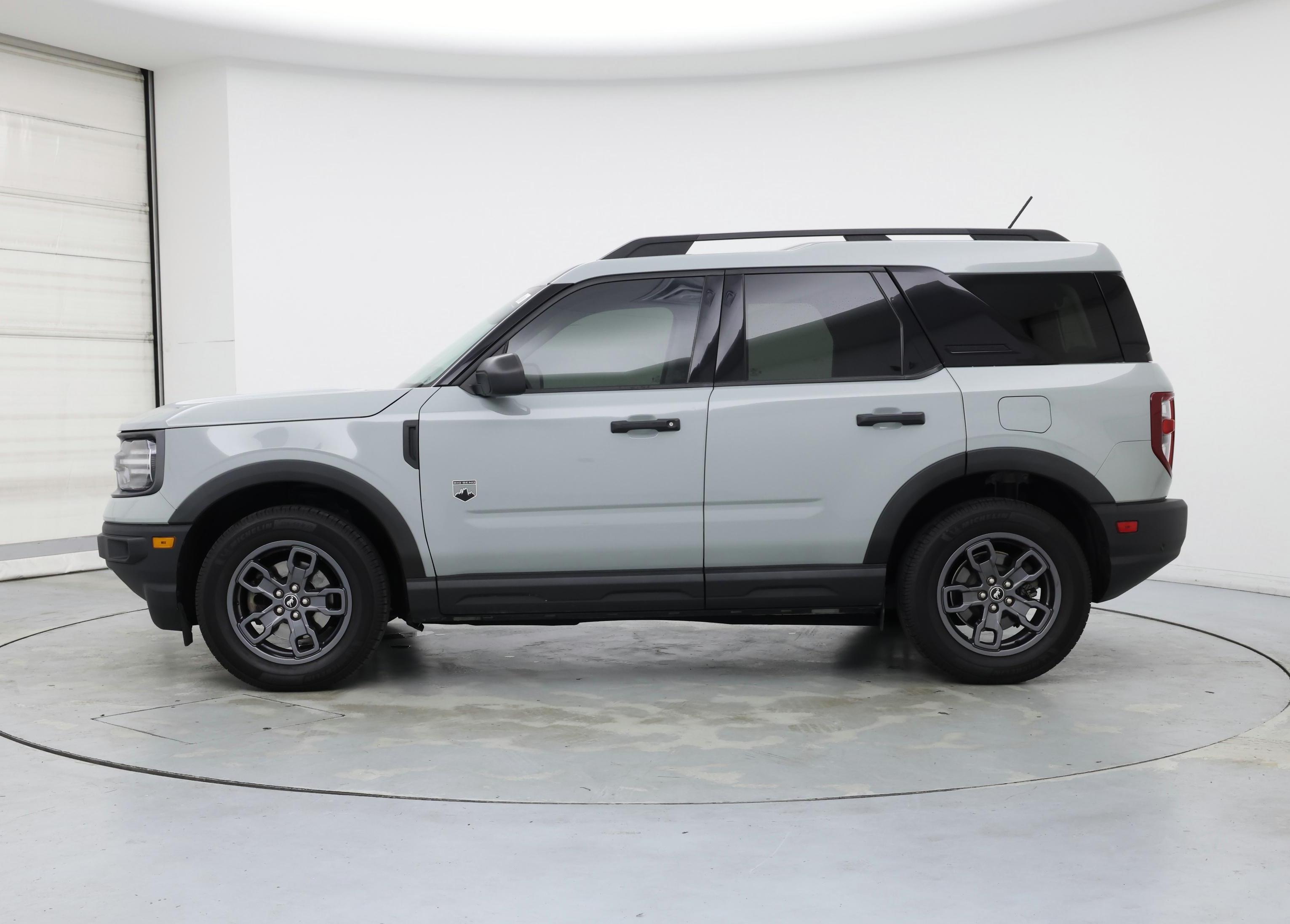 Thumbnail: 2022 Ford Bronco Sport - 3