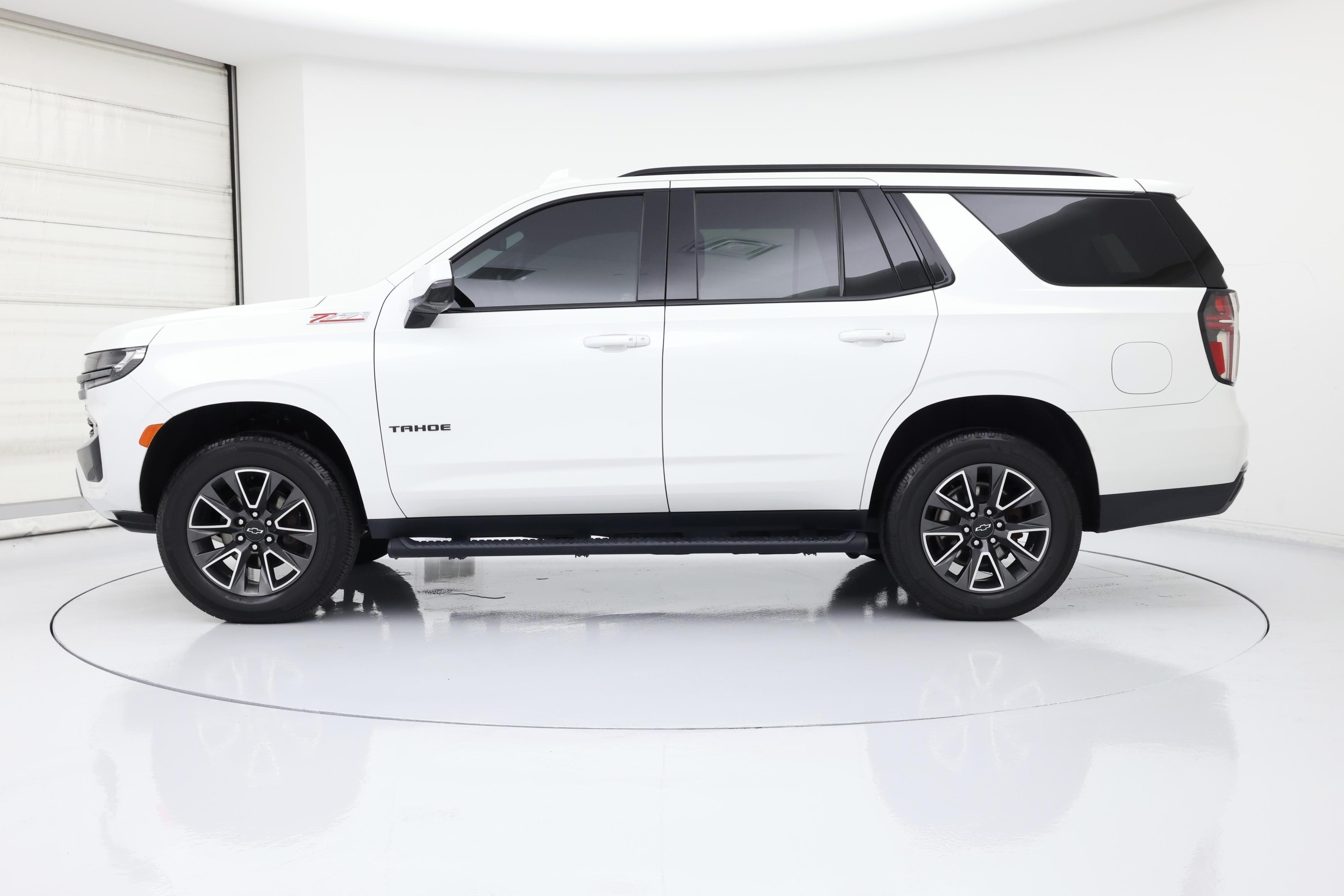 Thumbnail: 2022 Chevrolet Tahoe - 3